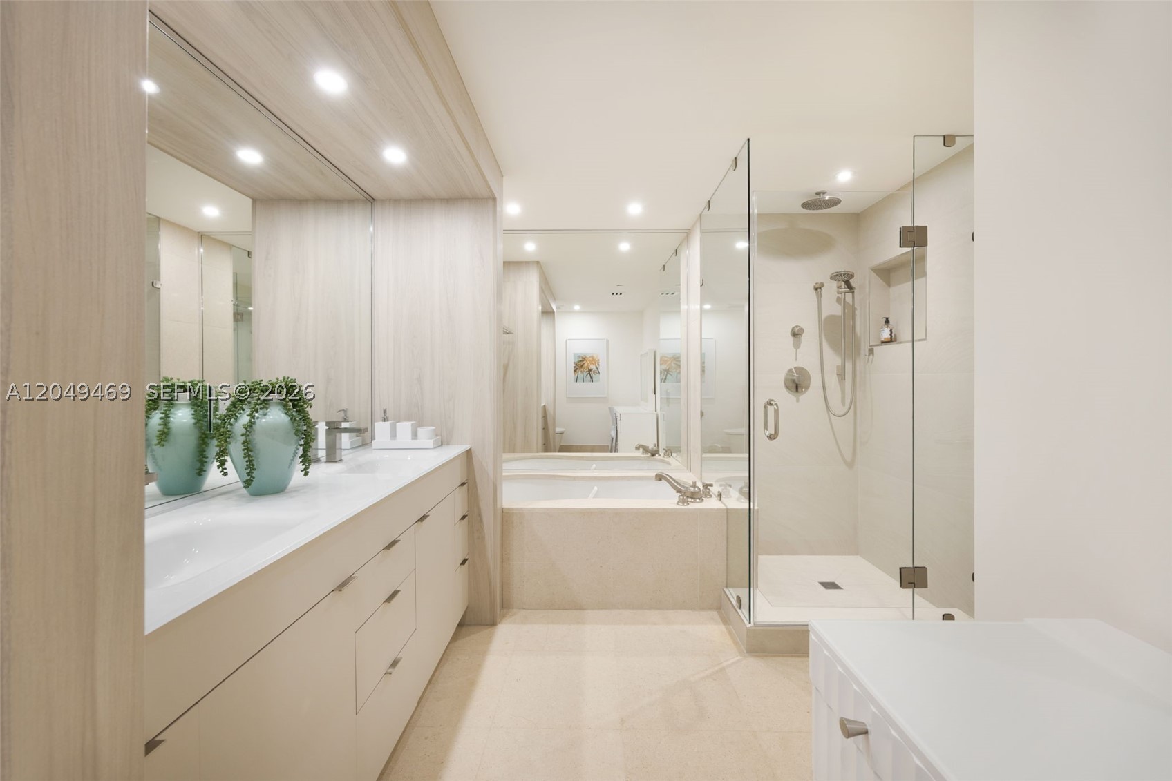 6799 Collins Ave #1402, Miami Beach FL 33141