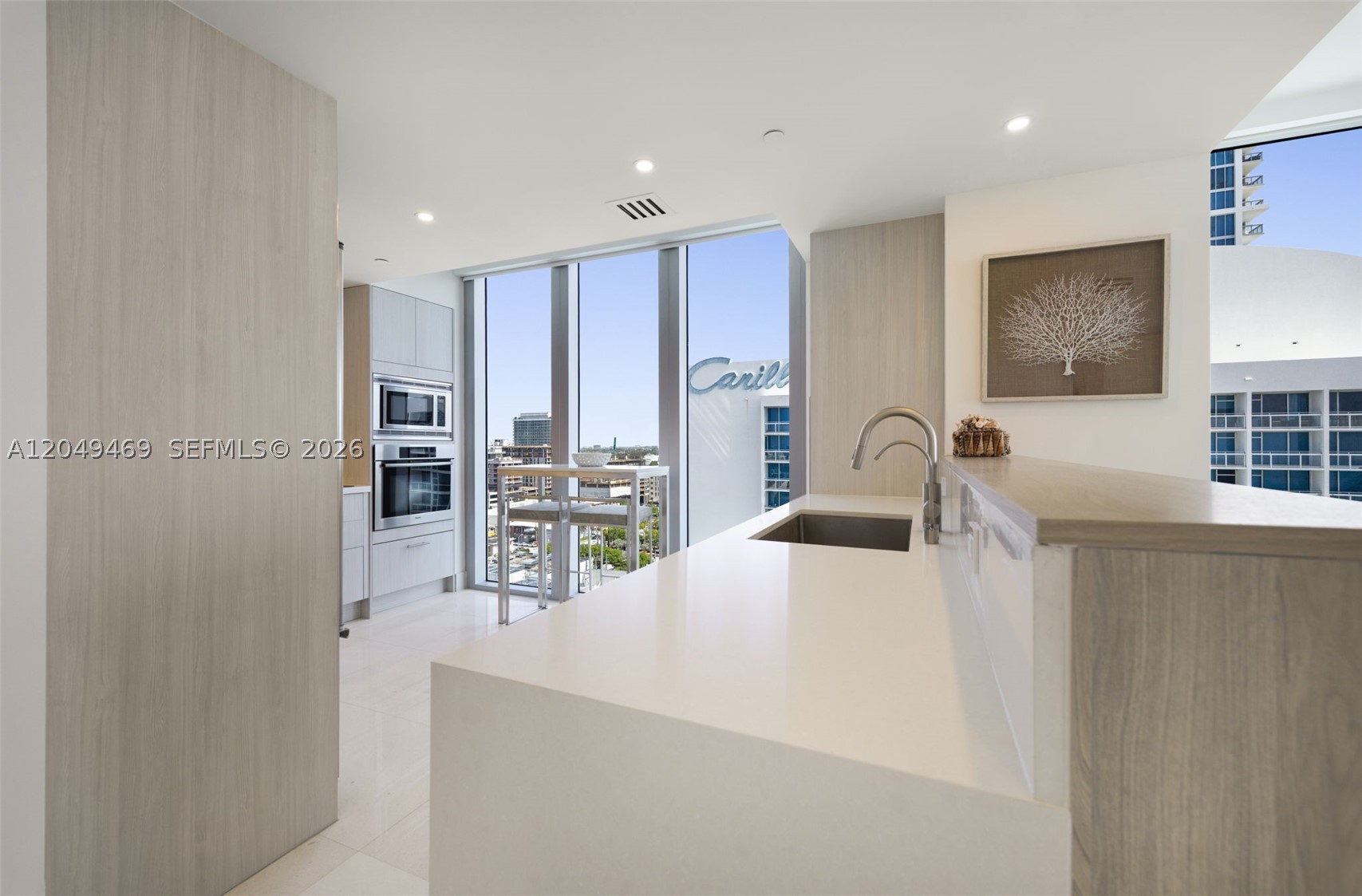 6799 Collins Ave #1402, Miami Beach FL 33141