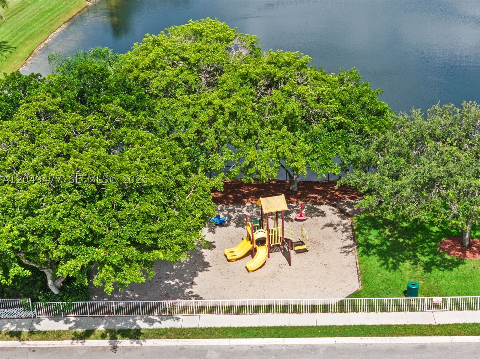 15973 SW 4th St, Pembroke Pines FL 33027