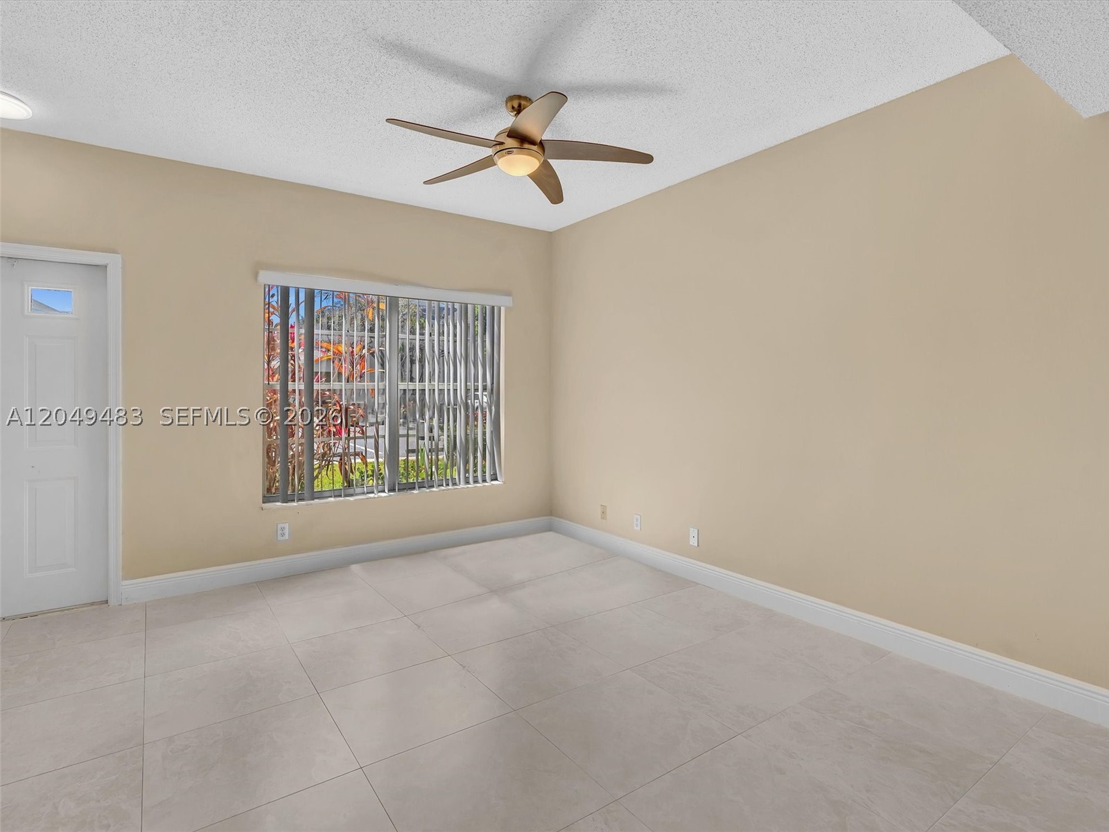 60 Key West Ct #60, Weston FL 33326