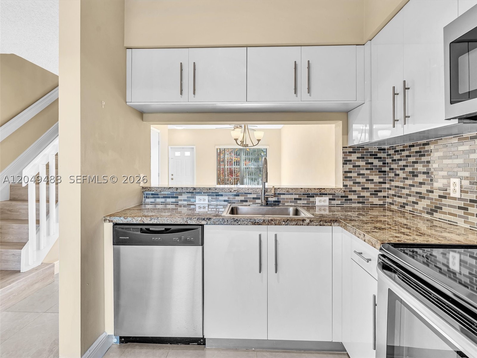 60 Key West Ct #60, Weston FL 33326