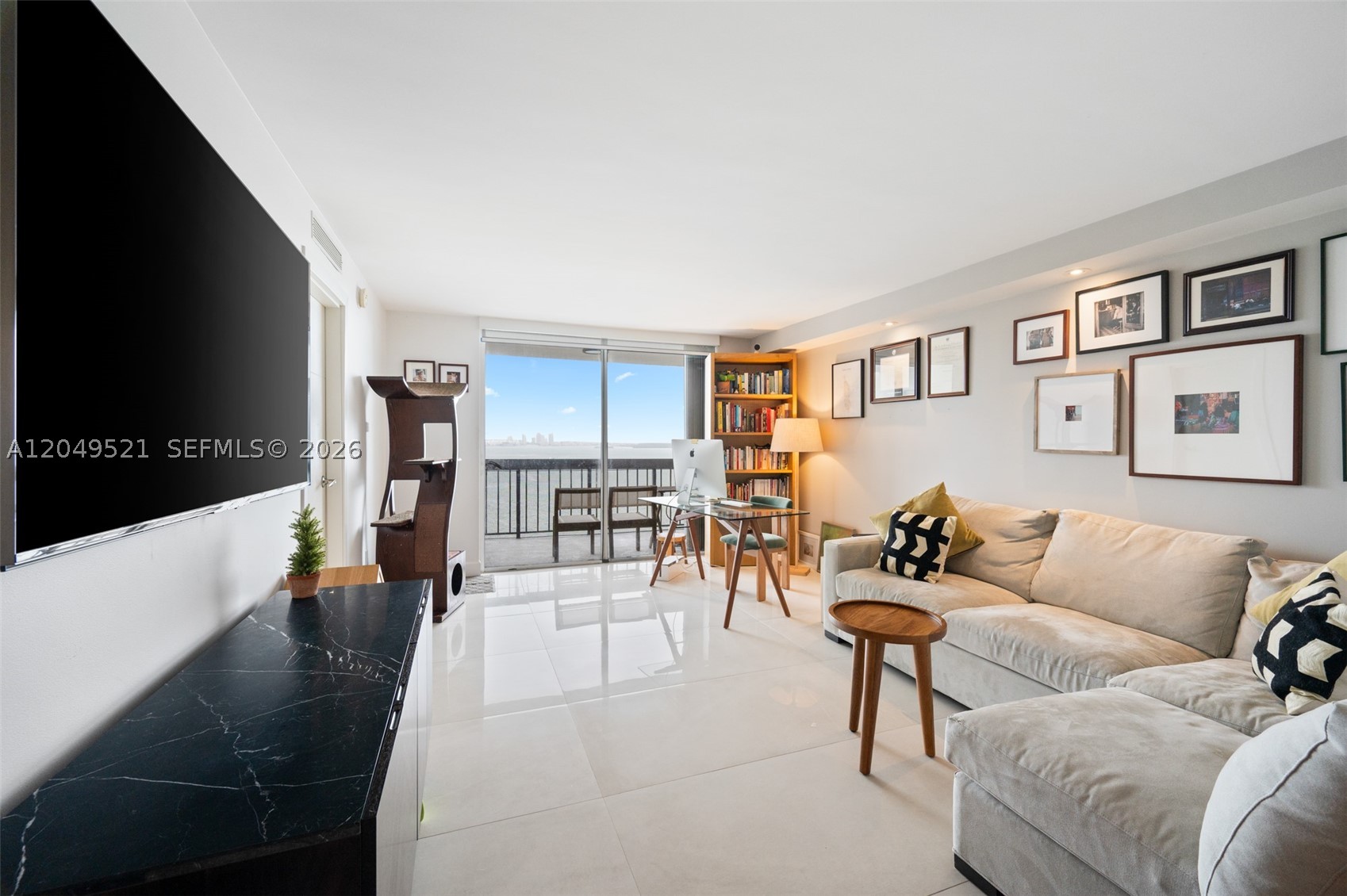 2333 Brickell Ave #1909, Miami FL 33129