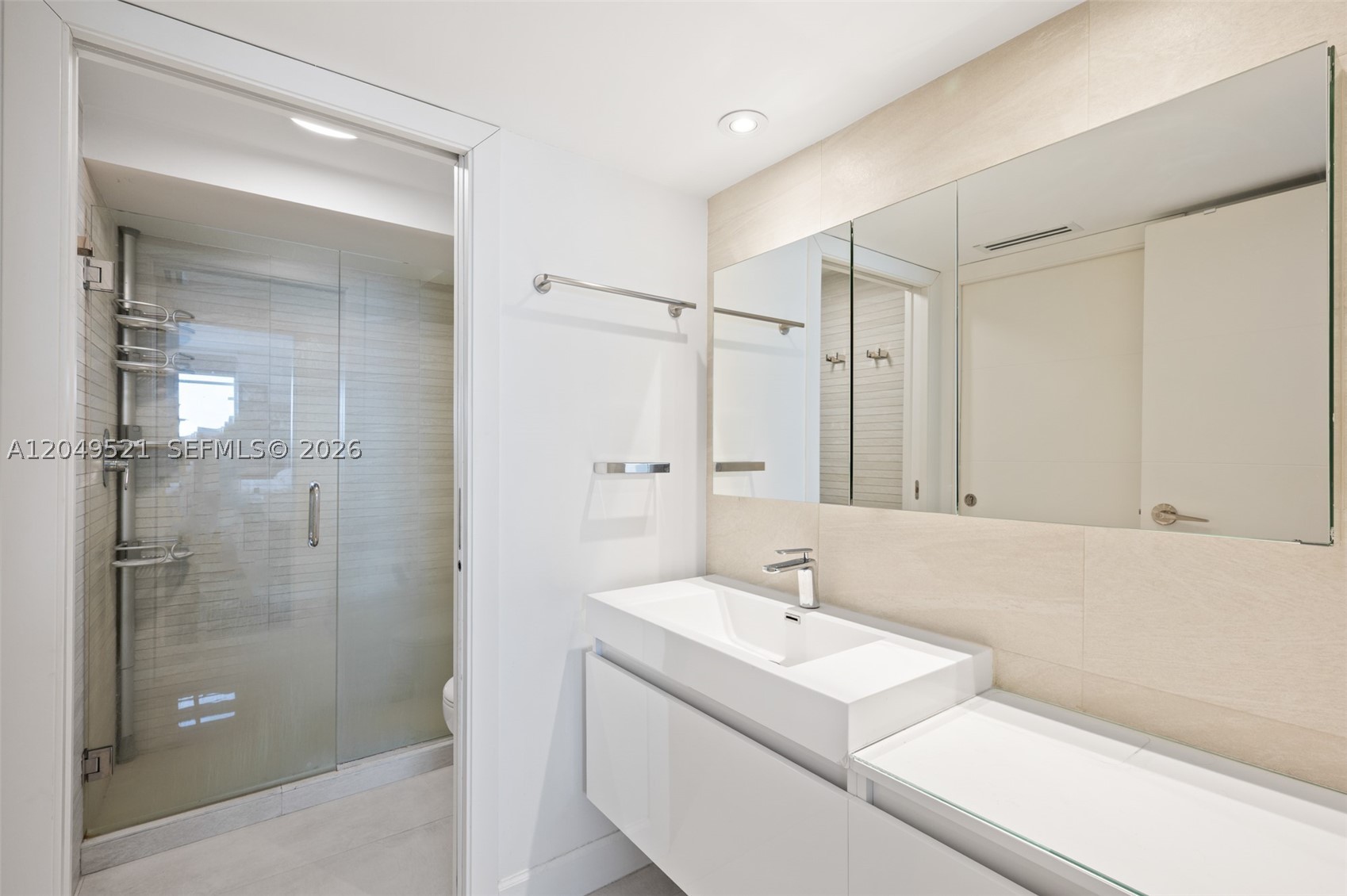 2333 Brickell Ave #1909, Miami FL 33129