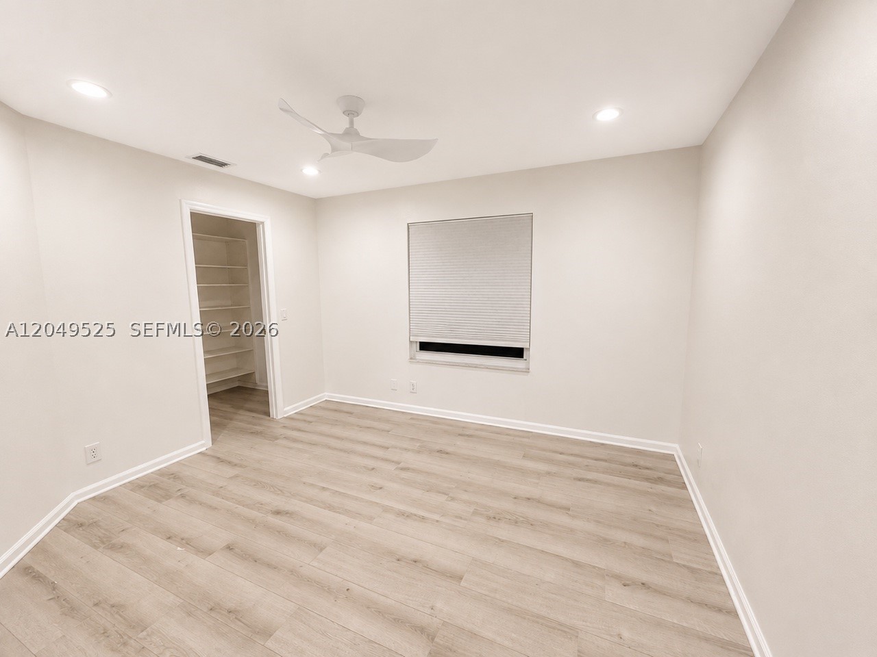 2616 Oakbrook Ct, Weston FL 33332