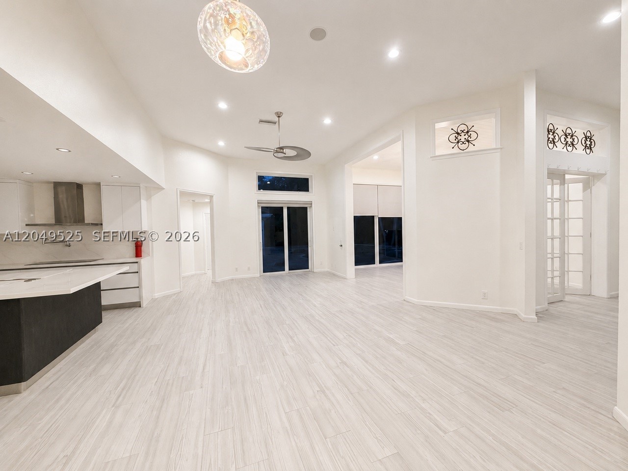 2616 Oakbrook Ct, Weston FL 33332
