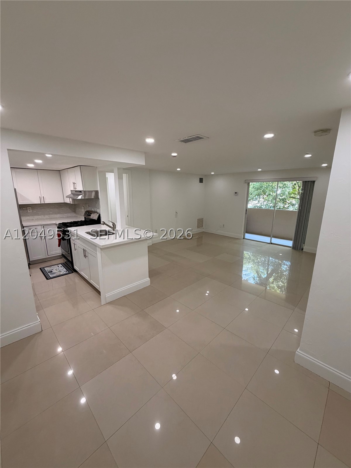 2201 Brickell Ave #47, Miami FL 33129