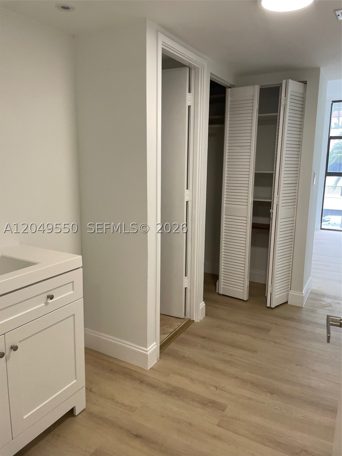 3731 N Country Club Dr #323, Aventura FL 33180