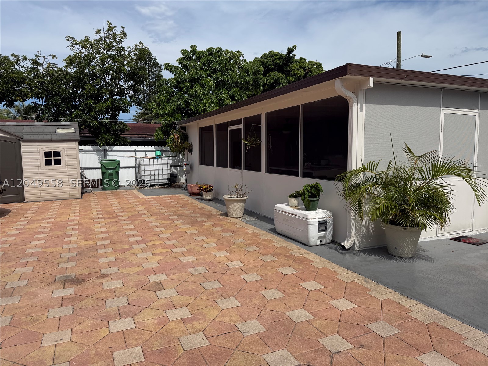 2642 Atlantic Ave, Opa Locka FL 33054