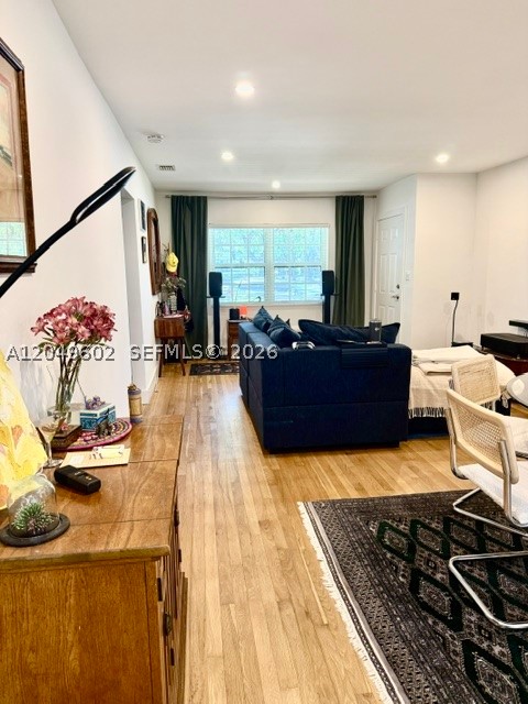 3801 Ponce De Leon Blvd #3803, Coral Gables FL 33134