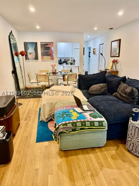 3801 Ponce De Leon Blvd #3803, Coral Gables FL 33134