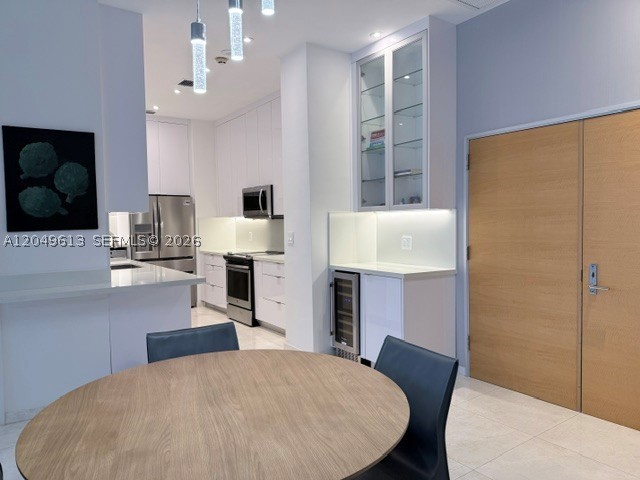 881 Ocean Dr #L2, Key Biscayne FL 33149