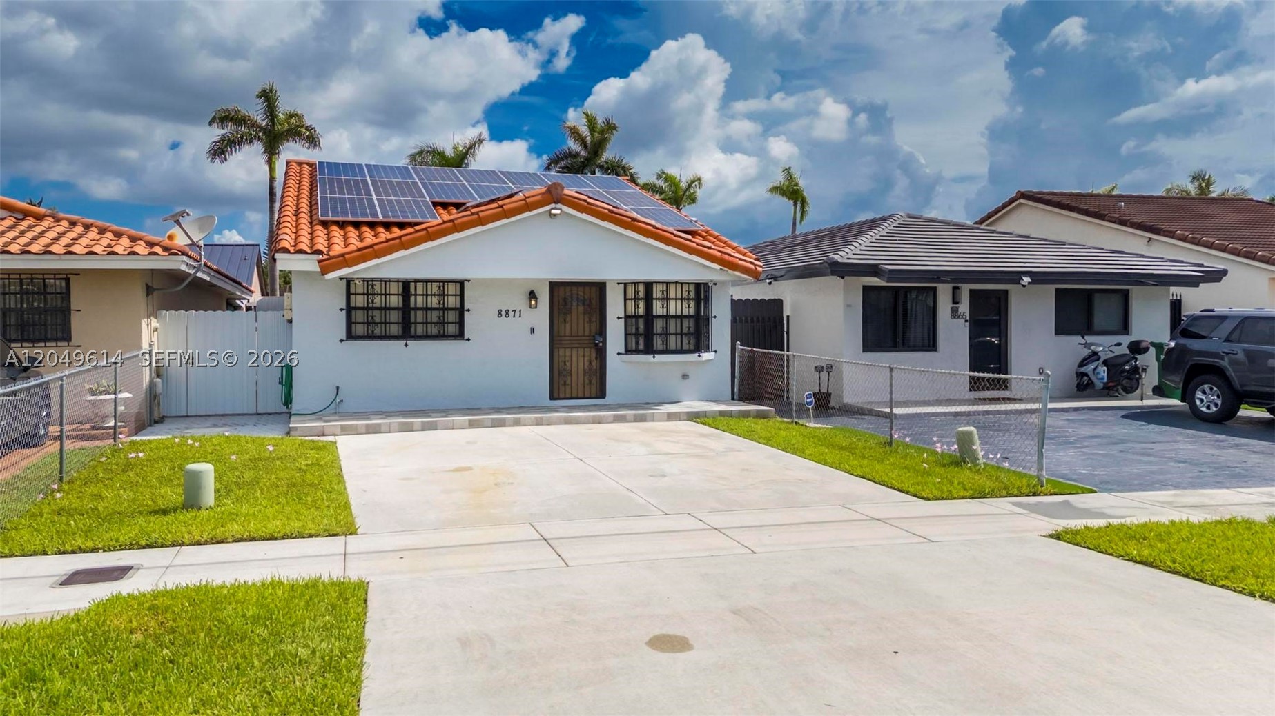 8871 NW 114th St, Hialeah Gardens FL 33018