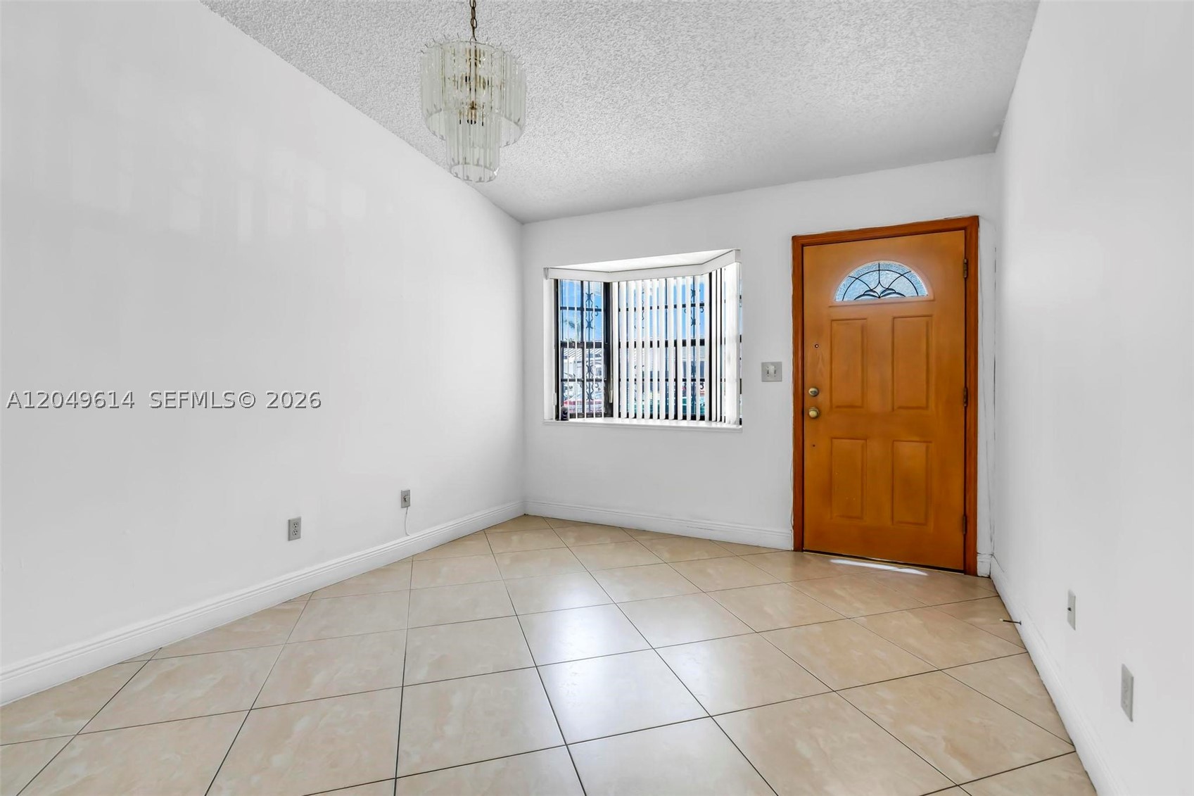 8871 NW 114th St, Hialeah Gardens FL 33018