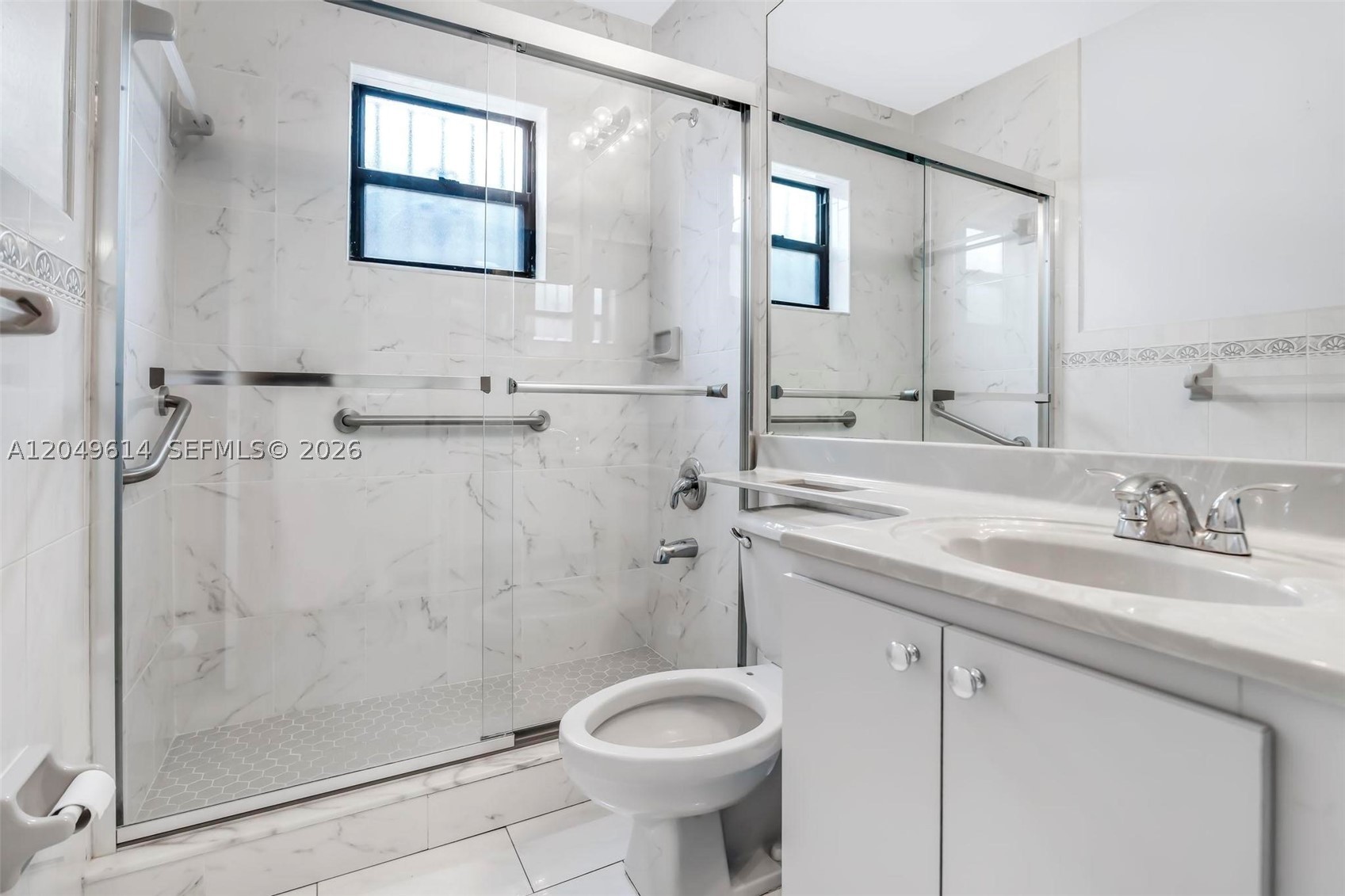 8871 NW 114th St, Hialeah Gardens FL 33018