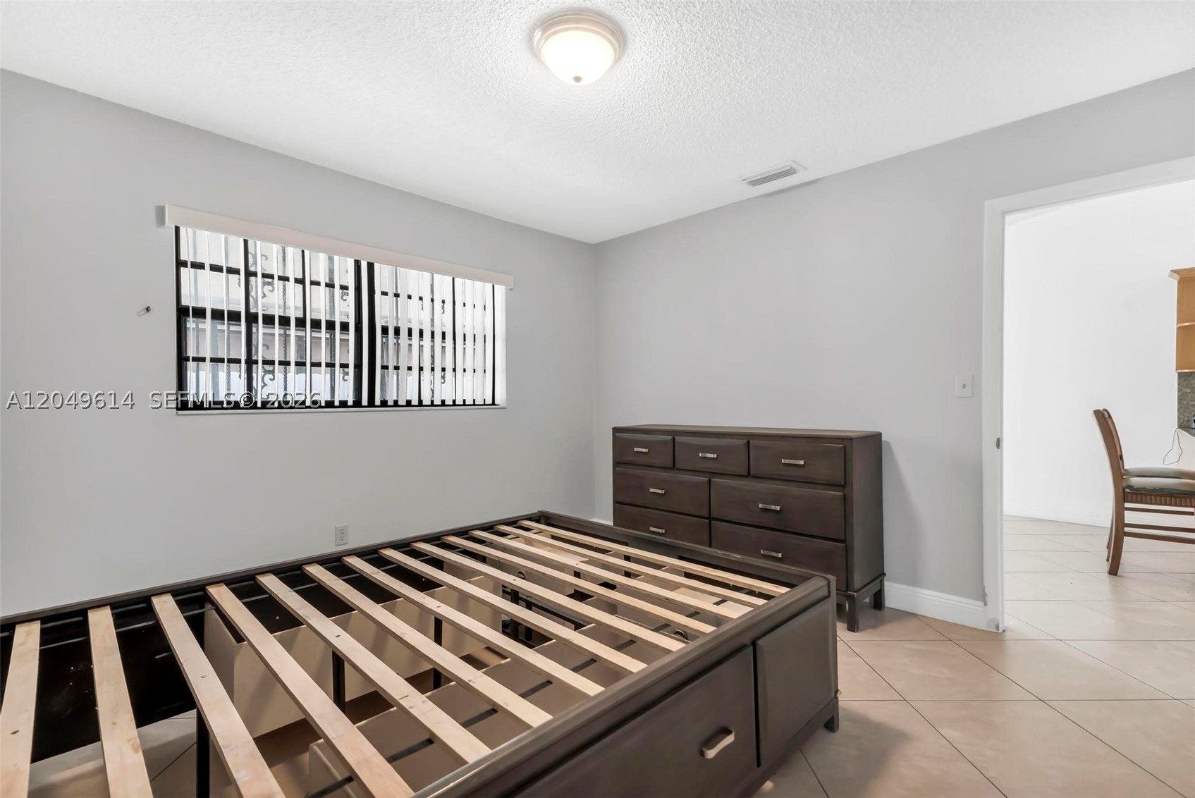 8871 NW 114th St, Hialeah Gardens FL 33018