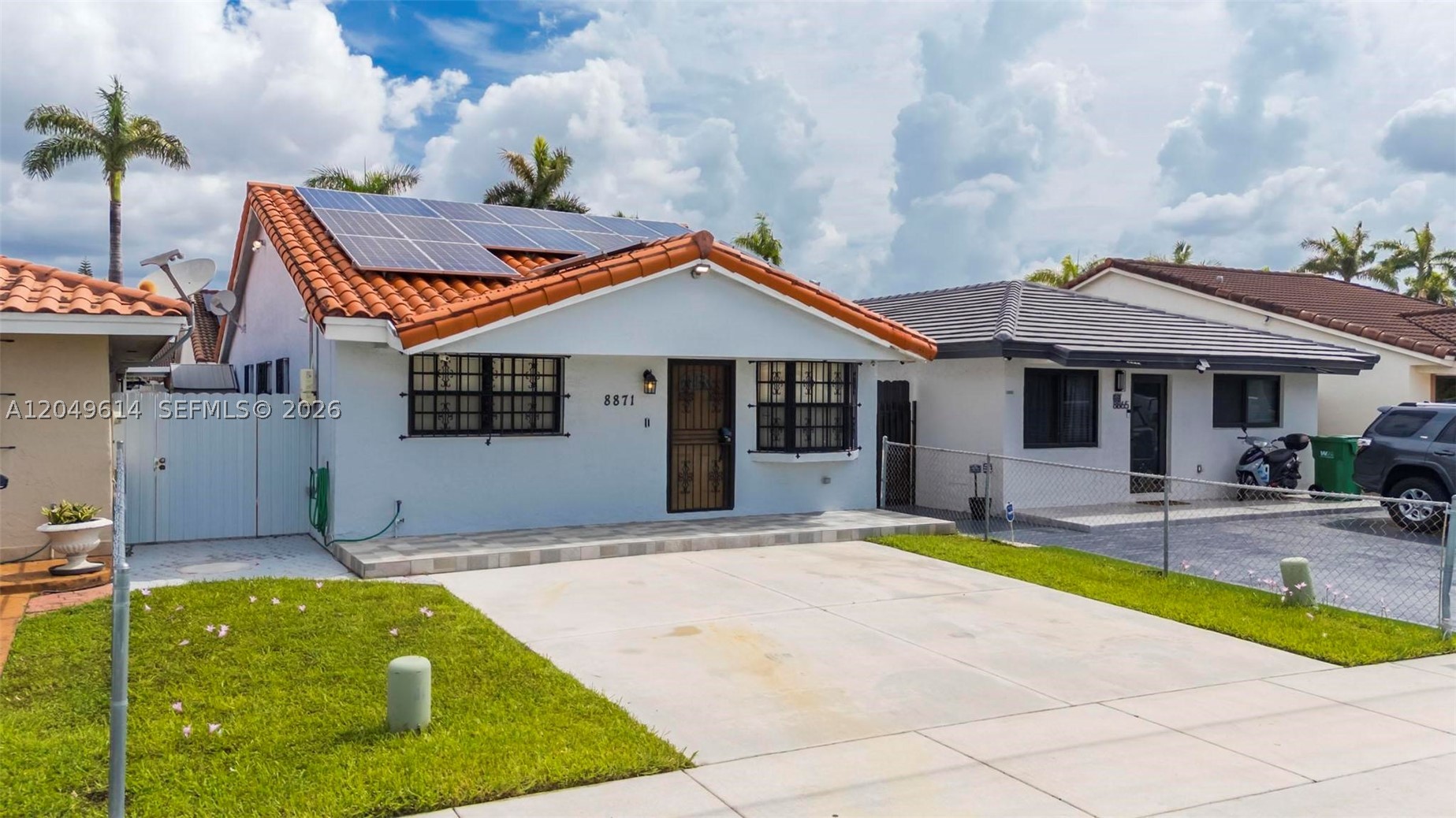 8871 NW 114th St, Hialeah Gardens FL 33018