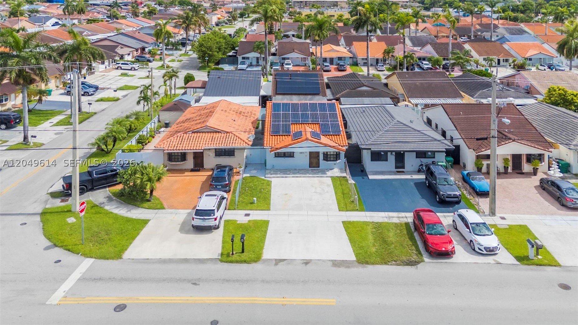 8871 NW 114th St, Hialeah Gardens FL 33018