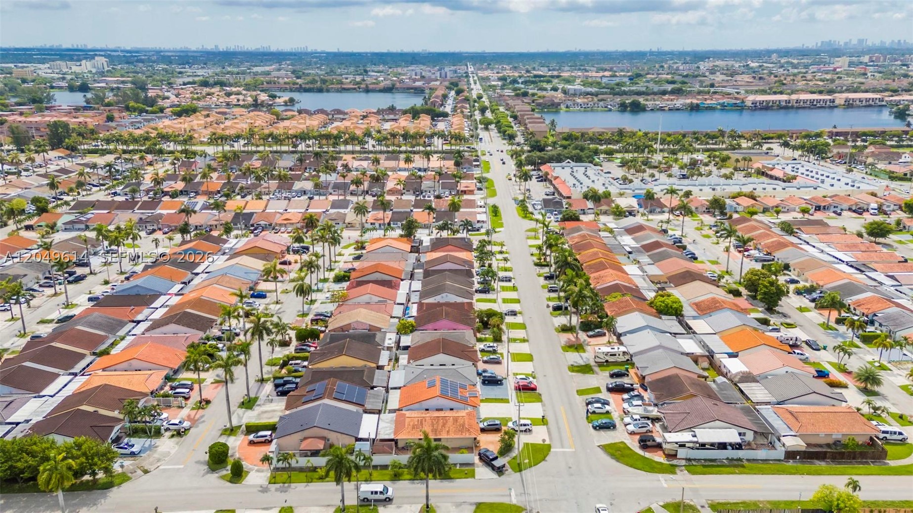 8871 NW 114th St, Hialeah Gardens FL 33018
