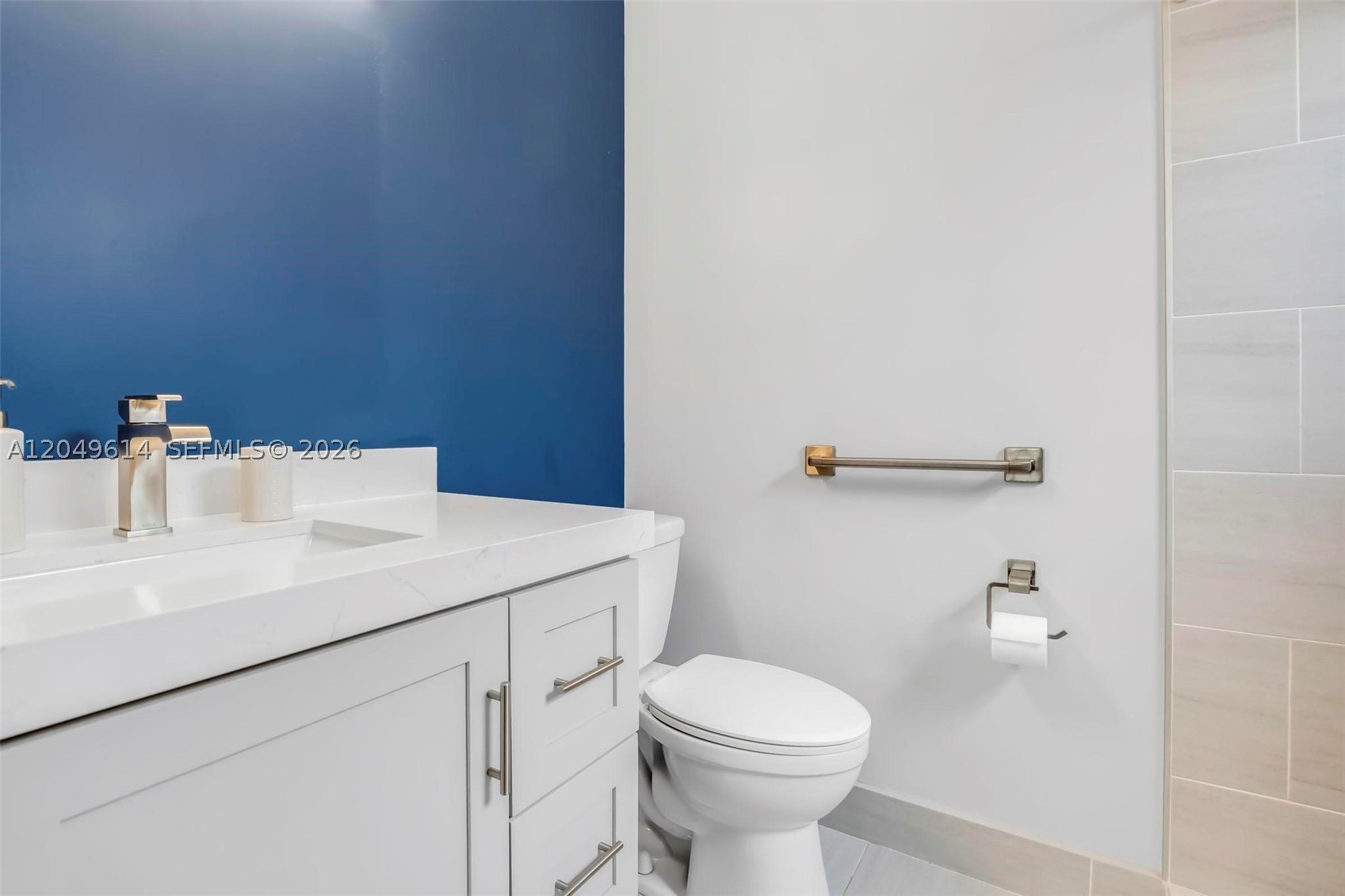 8871 NW 114th St, Hialeah Gardens FL 33018