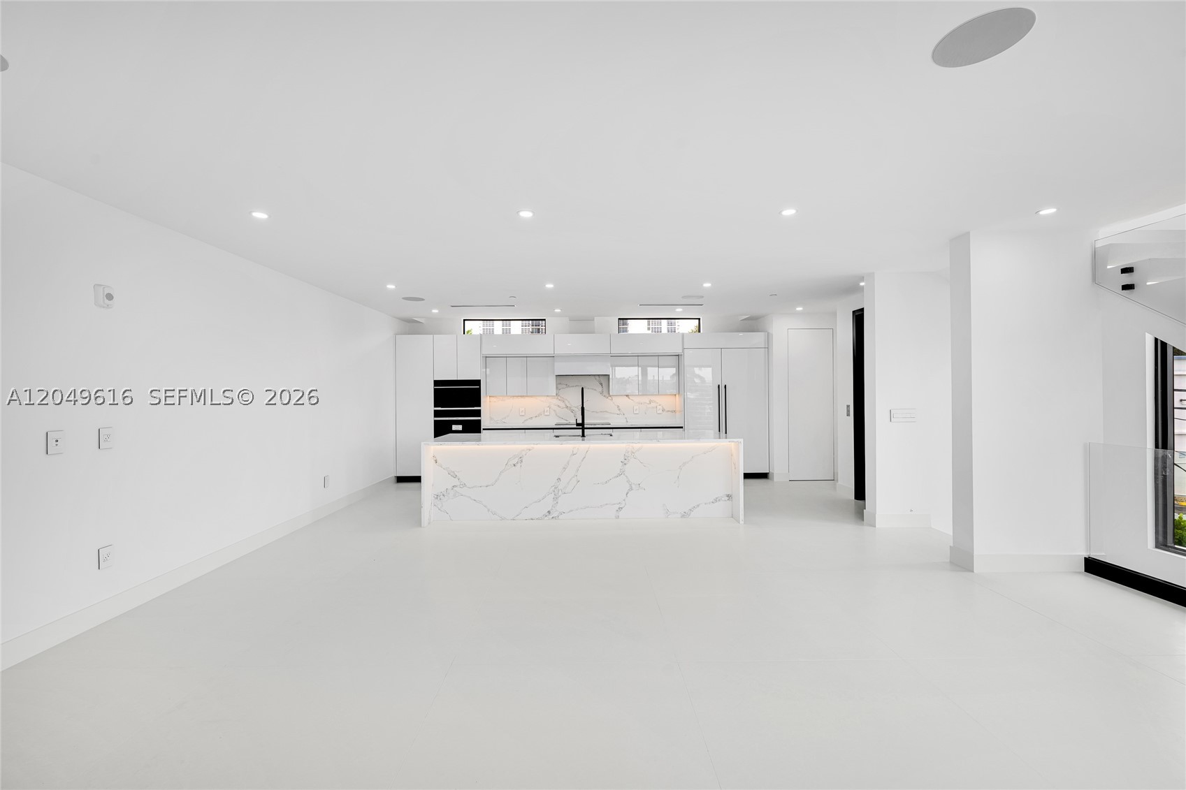 3220 NE 7th St, Pompano Beach FL 33062