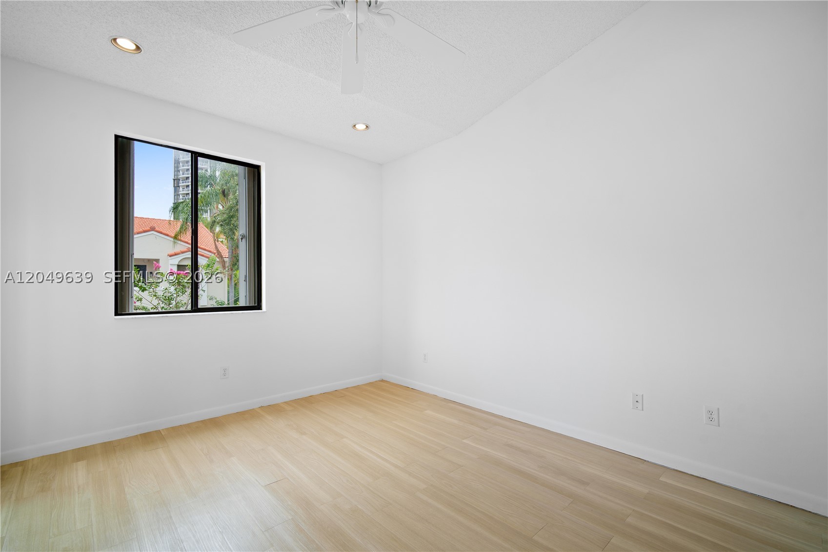 21378 Marina Cove Cir #11-B, Aventura FL 33180