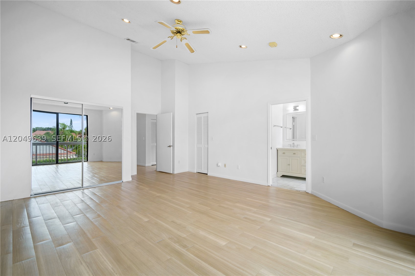 21378 Marina Cove Cir #11-B, Aventura FL 33180