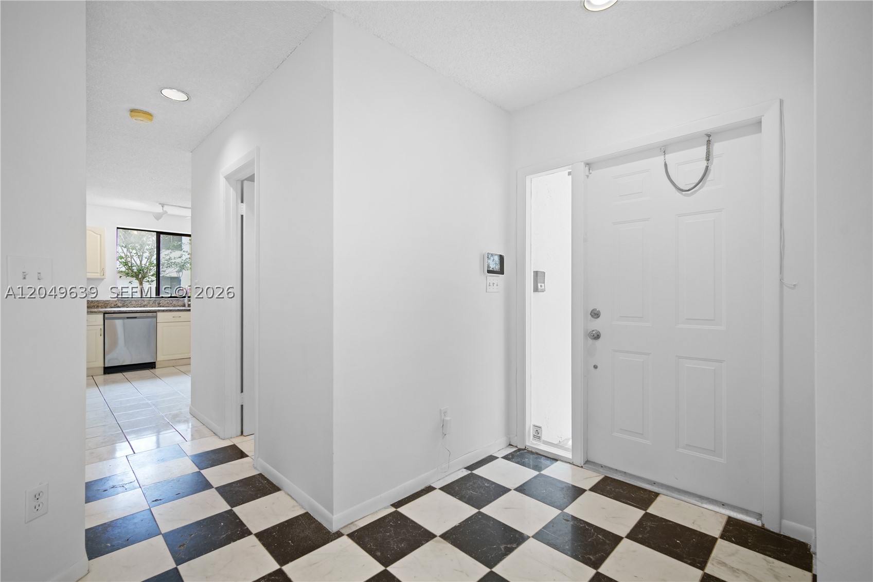 21378 Marina Cove Cir #11-B, Aventura FL 33180