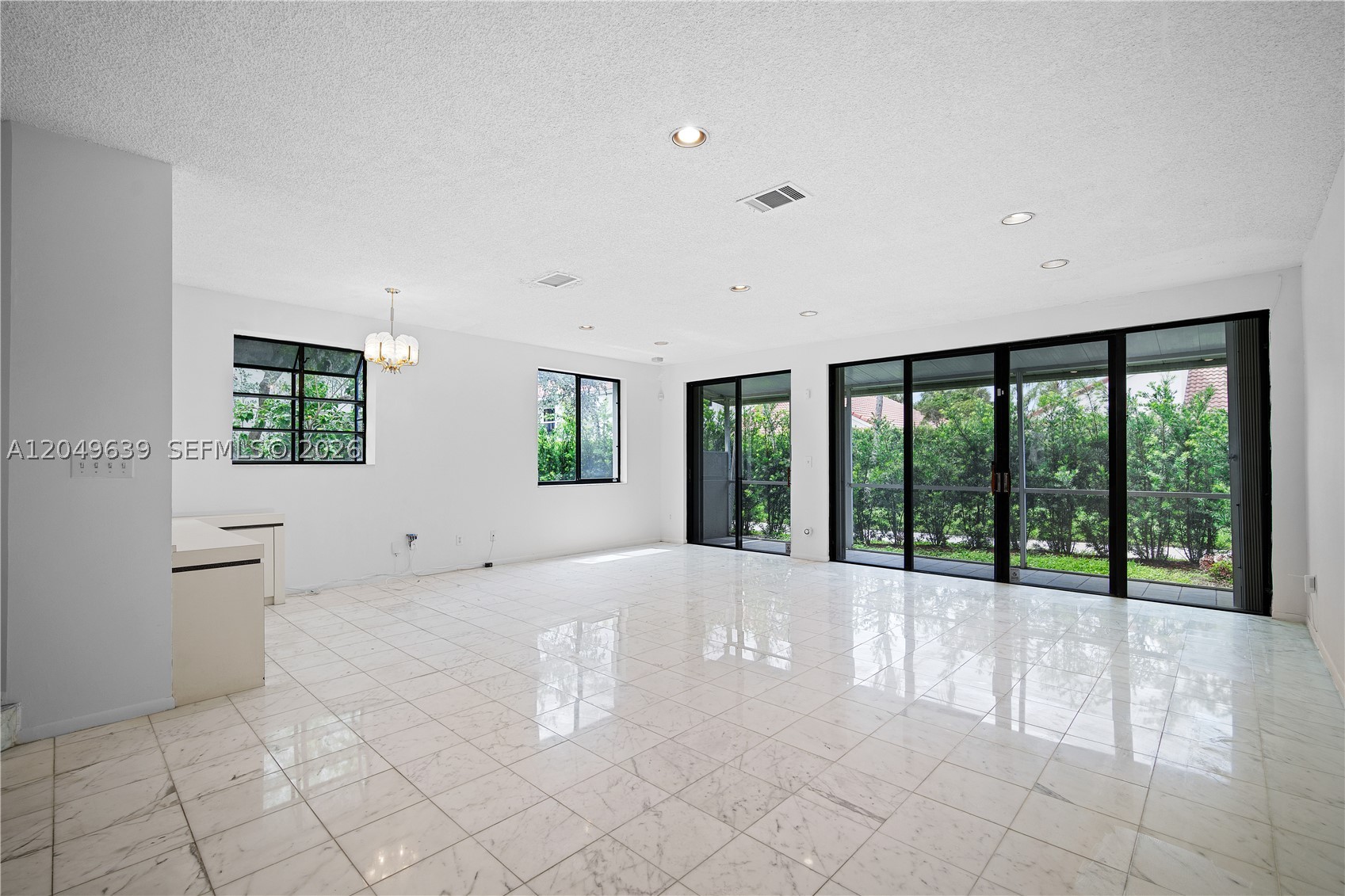 21378 Marina Cove Cir #11-B, Aventura FL 33180