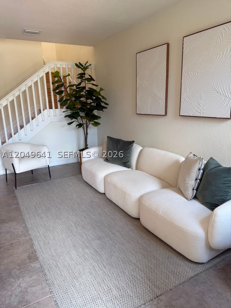3409 W 104th Ter, Hialeah FL 33018