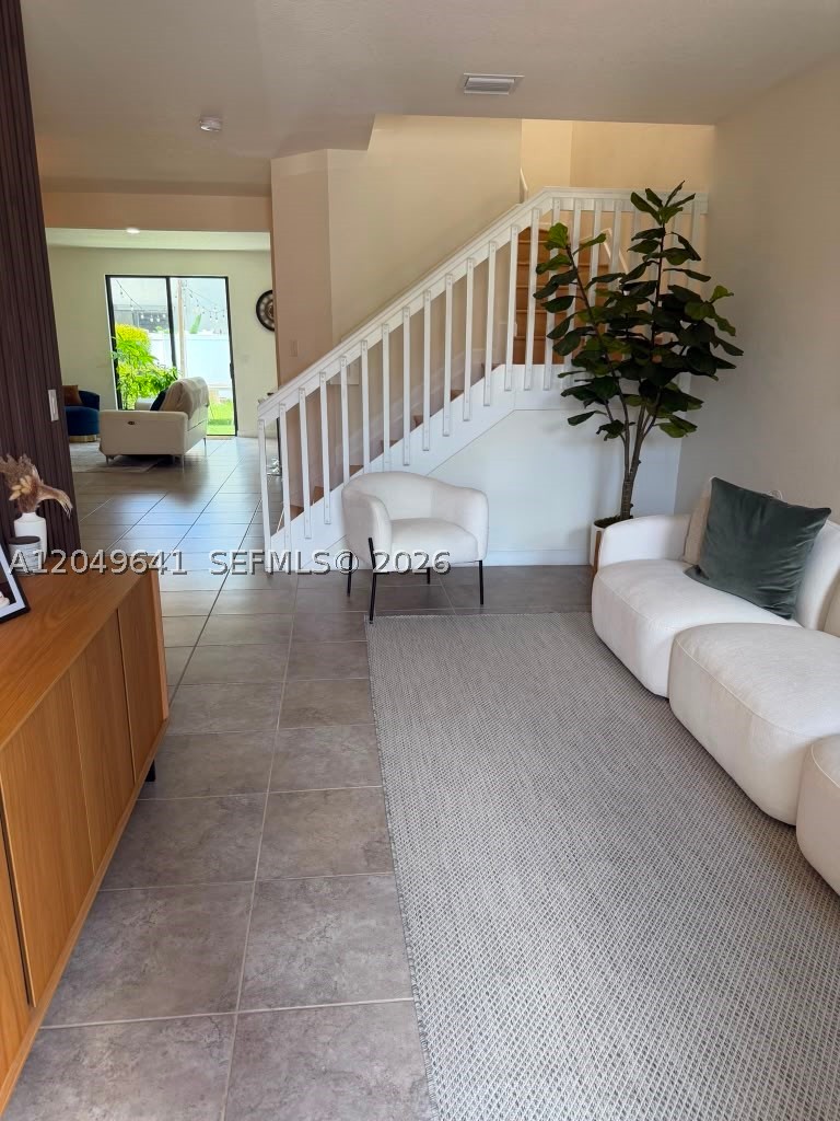 3409 W 104th Ter, Hialeah FL 33018