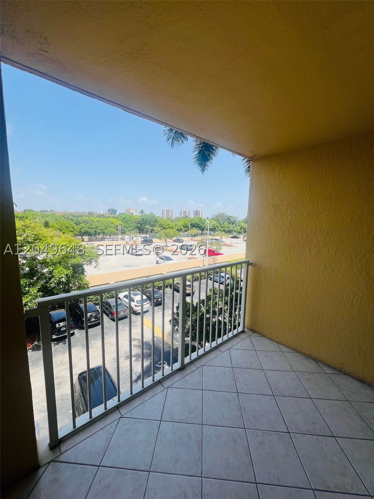19601 E Country Club Dr #7405, Aventura FL 33180