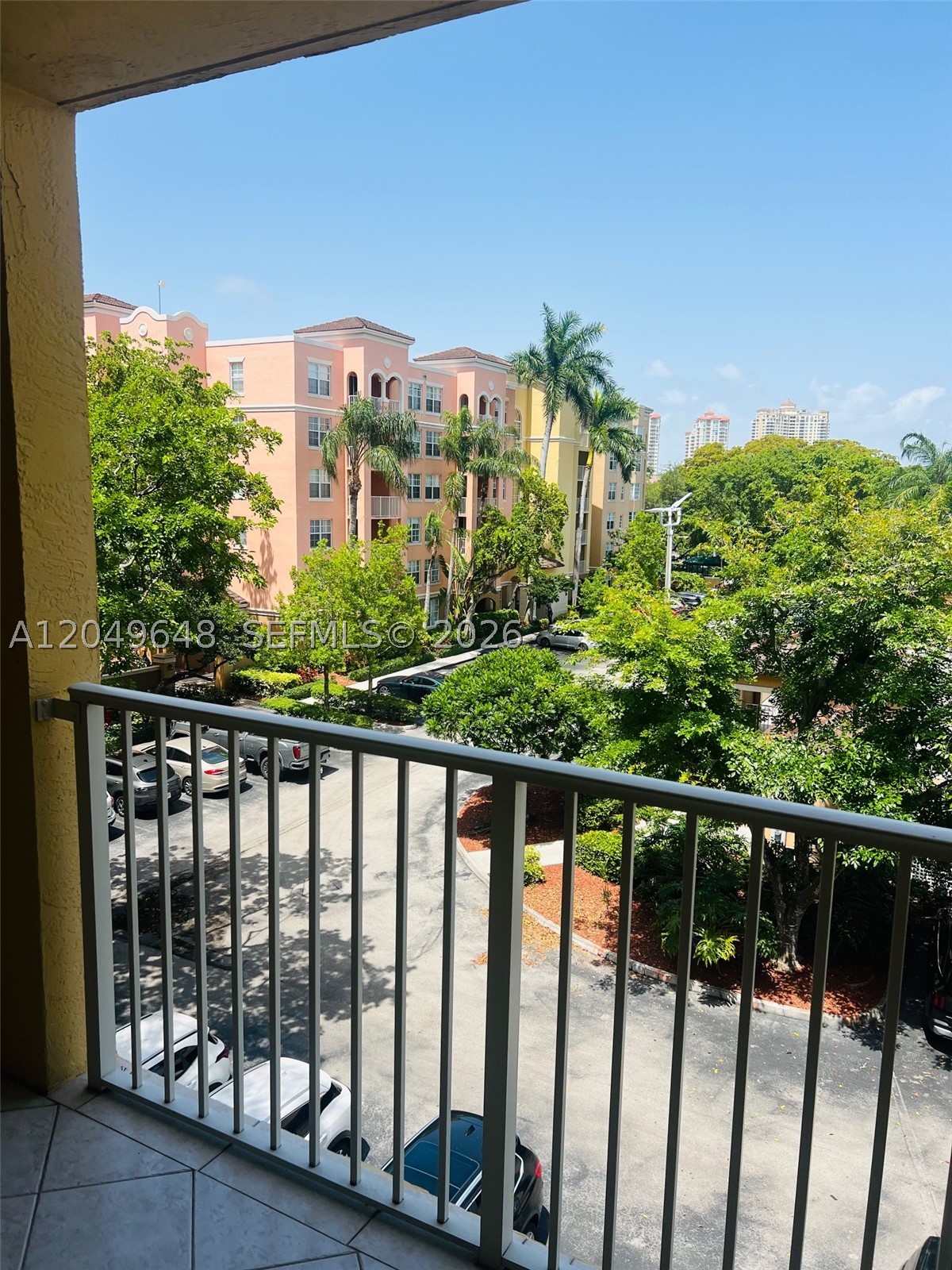 19601 E Country Club Dr #7405, Aventura FL 33180