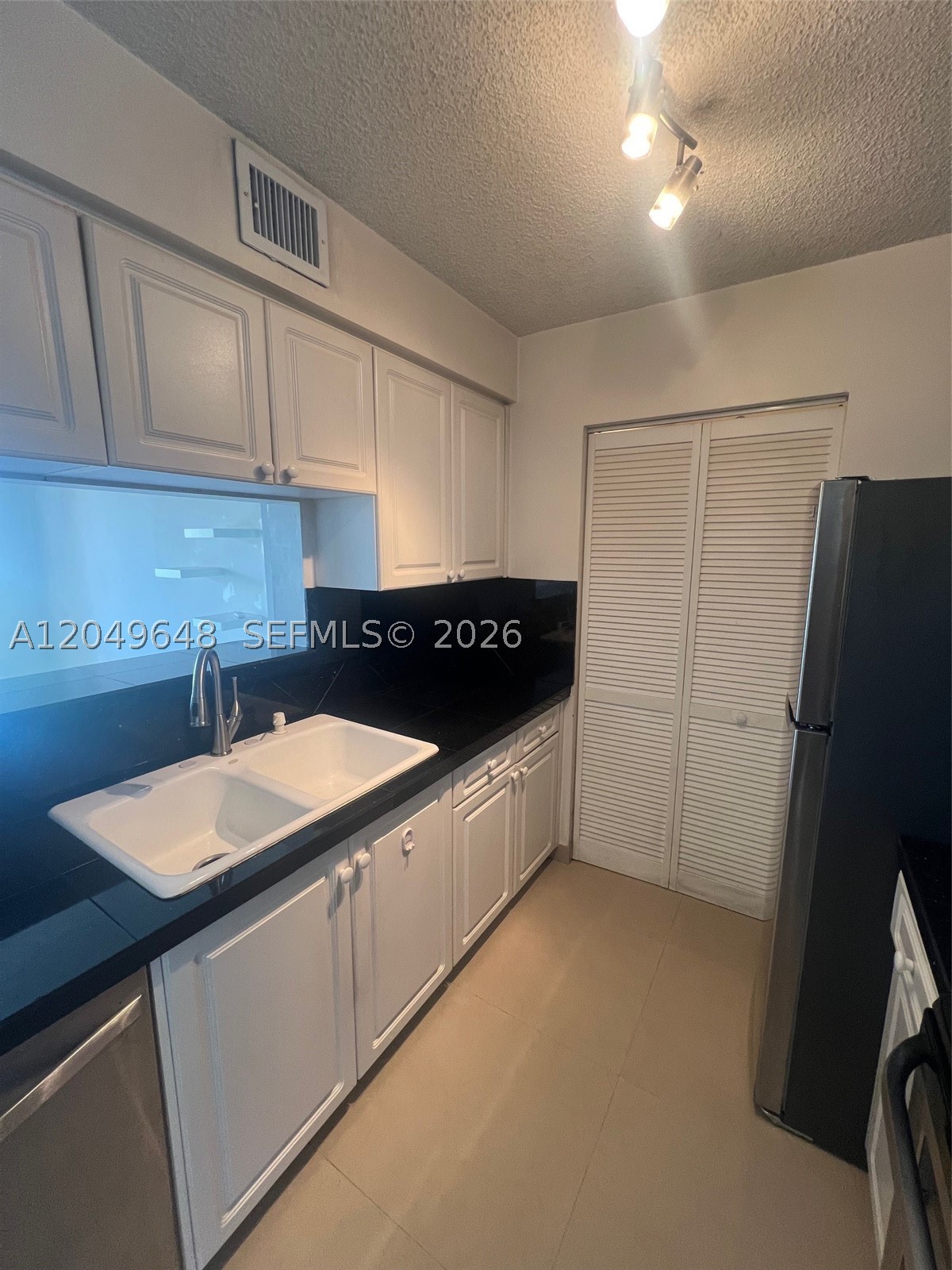 19601 E Country Club Dr #7405, Aventura FL 33180