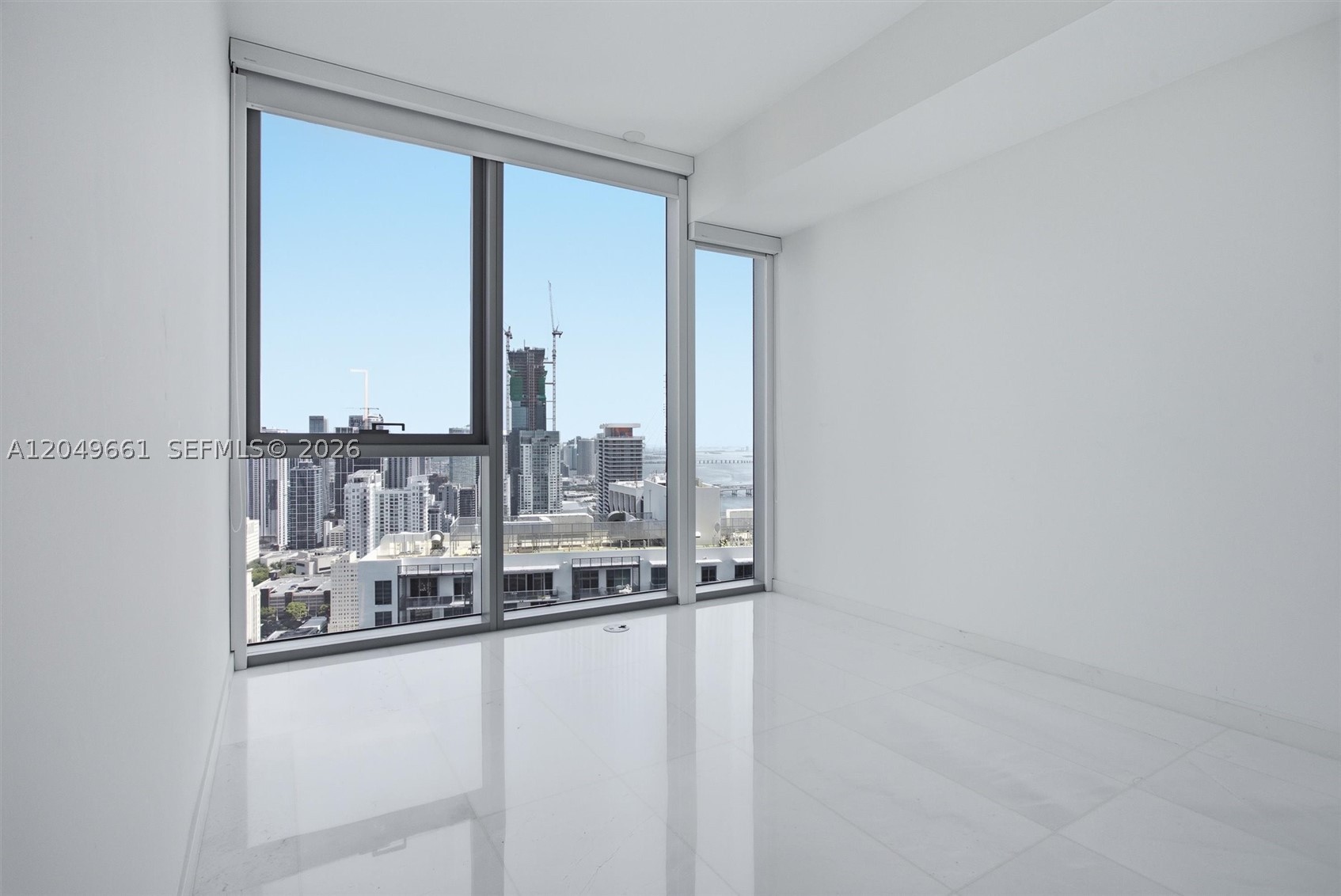 300 Biscayne Boulevard Way #4808W, Miami FL 33131