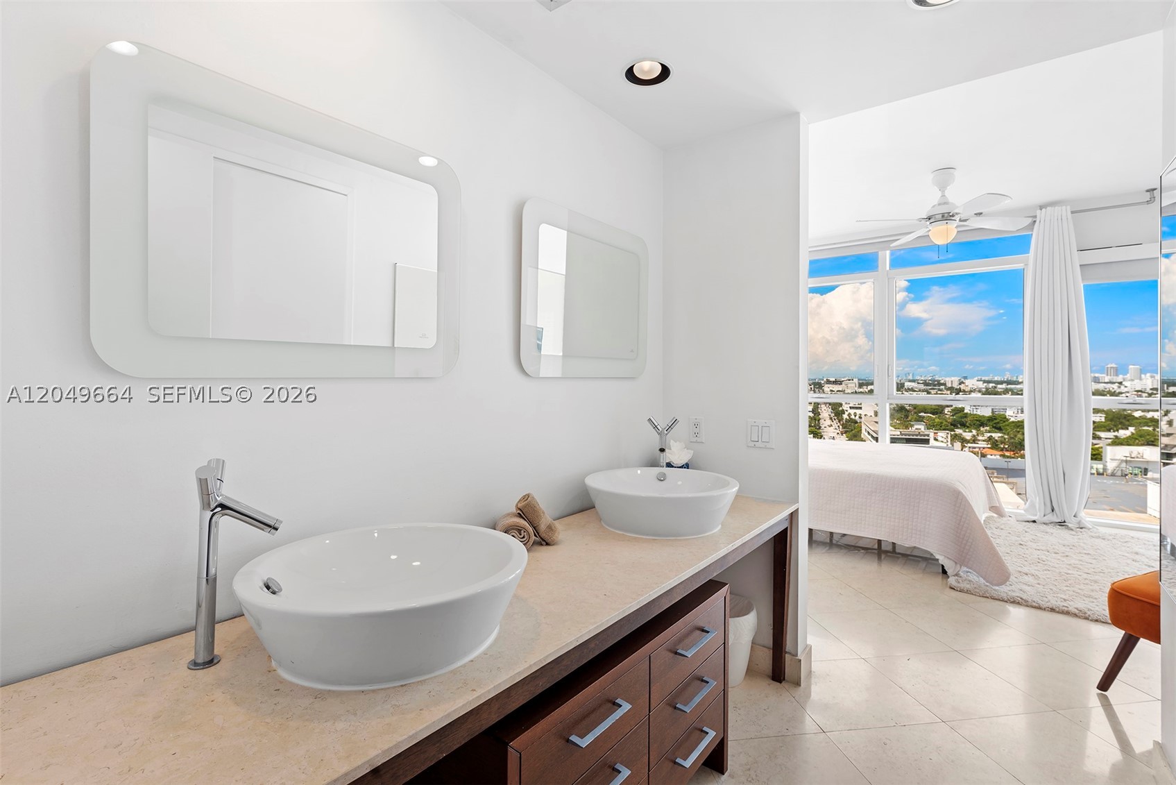 450 Alton Rd #1708, Miami Beach FL 33139
