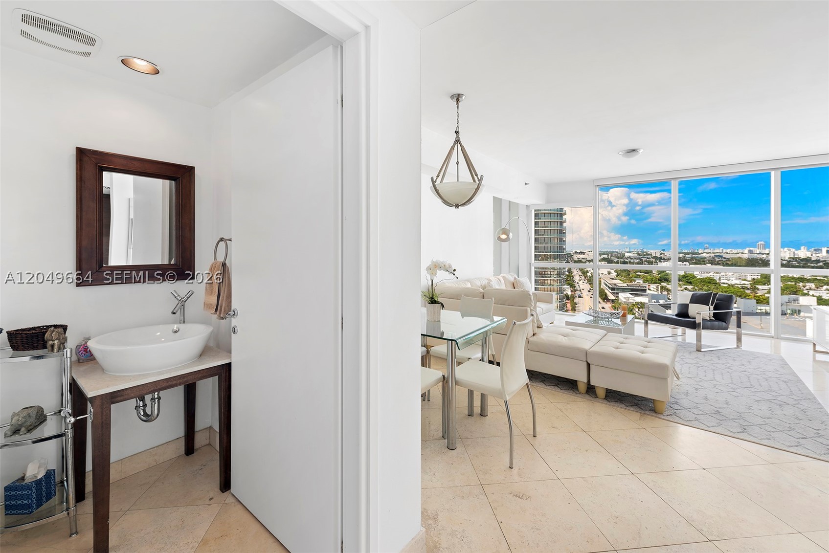 450 Alton Rd #1708, Miami Beach FL 33139
