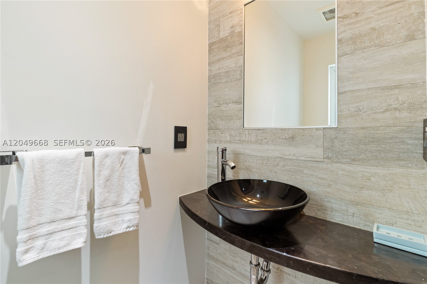 741 86th St, Miami Beach FL 33141