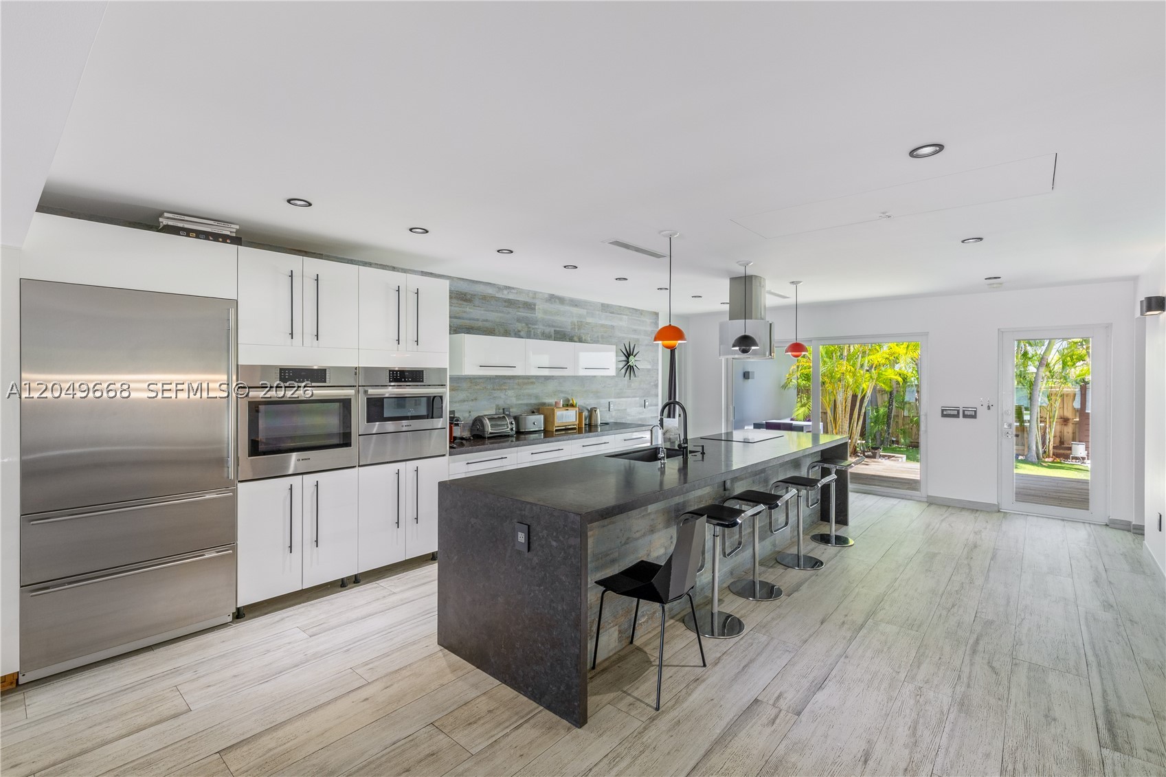 741 86th St, Miami Beach FL 33141
