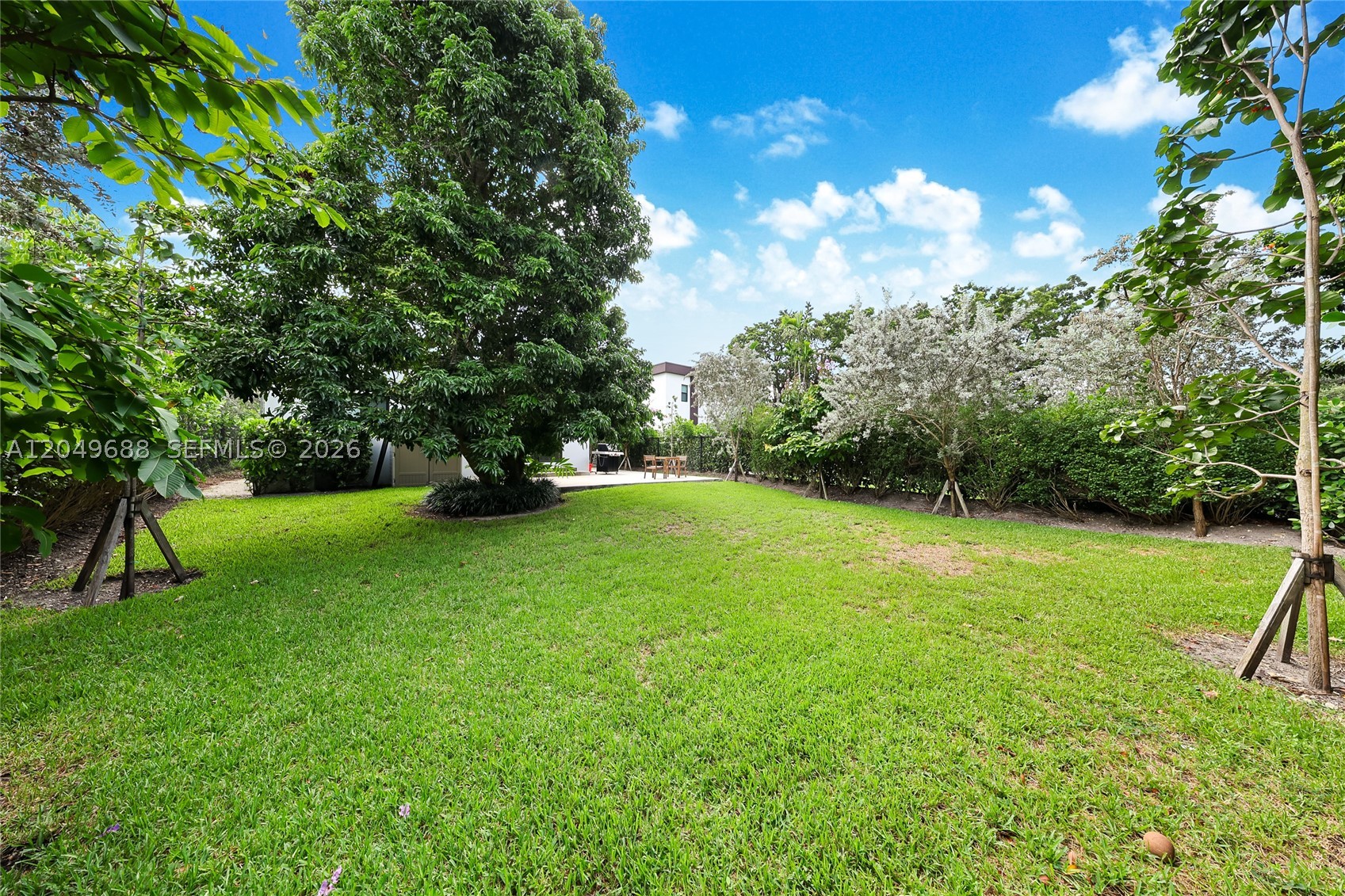 180 SW 38th Ct, Miami FL 33134