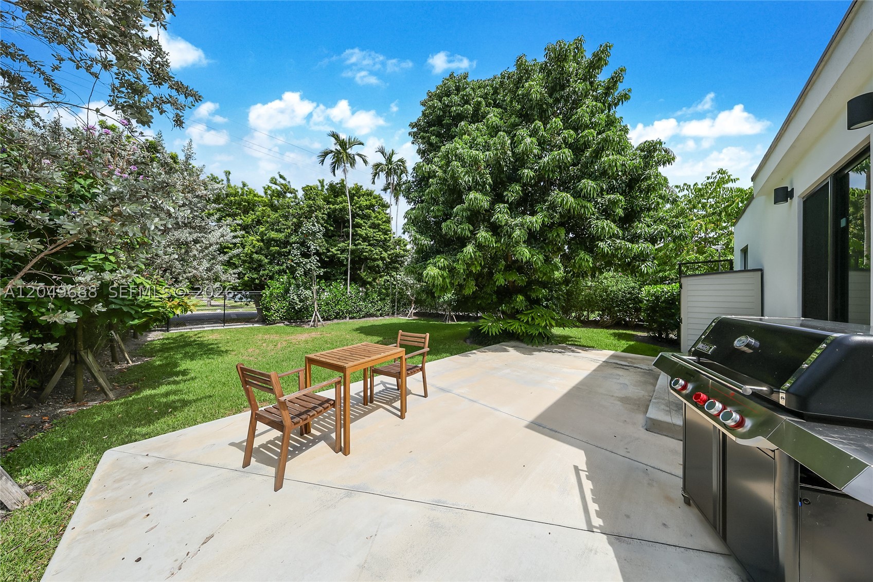 180 SW 38th Ct, Miami FL 33134