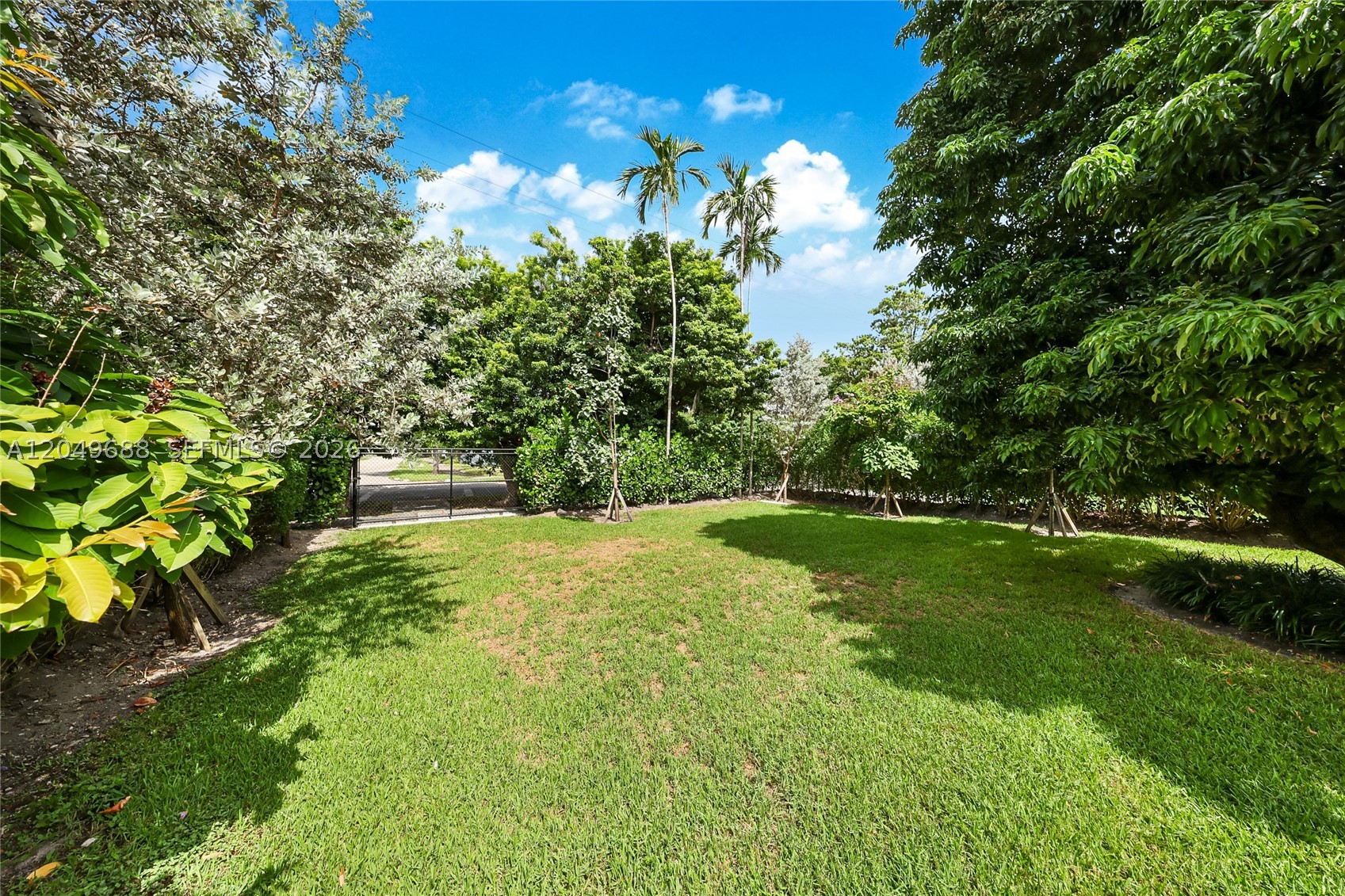 180 SW 38th Ct, Miami FL 33134