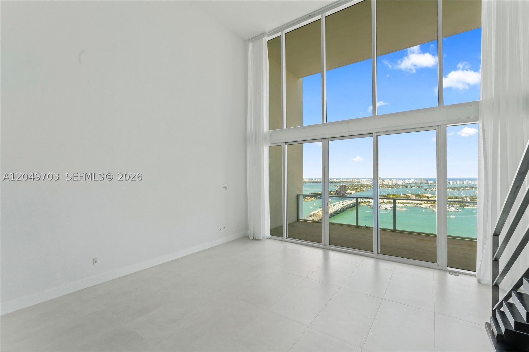 1040 Biscayne Blvd #3802, Miami FL 33132