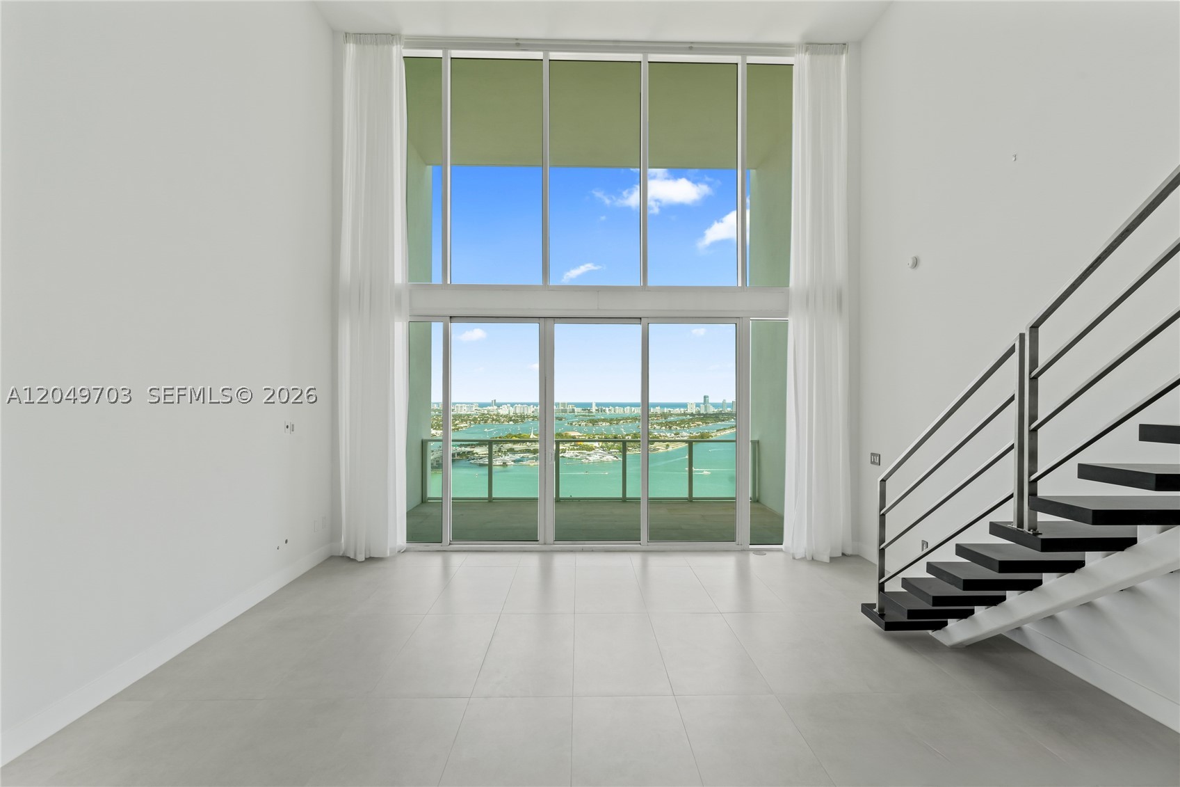 1040 Biscayne Blvd #3802, Miami FL 33132