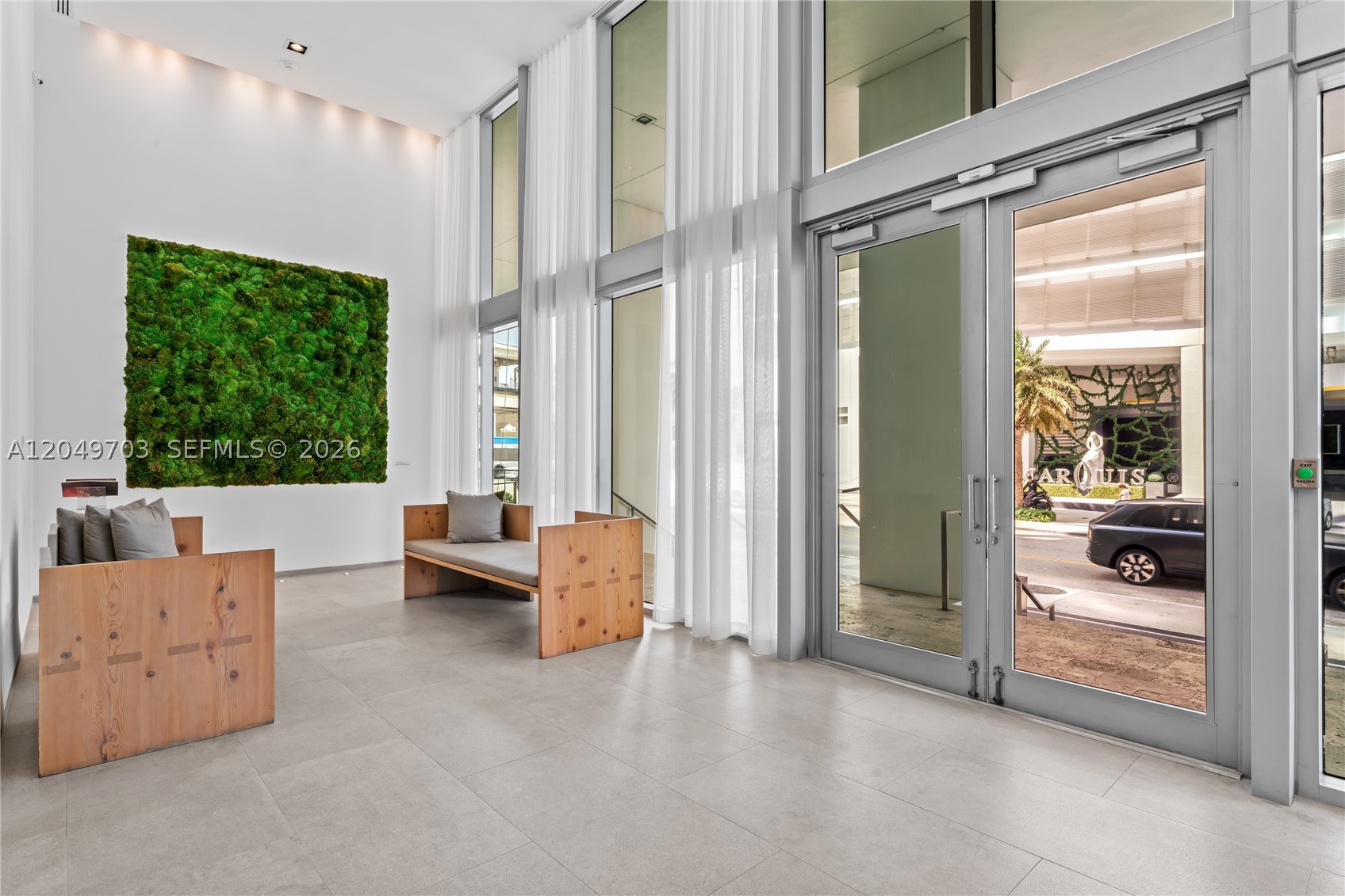 1040 Biscayne Blvd #3802, Miami FL 33132