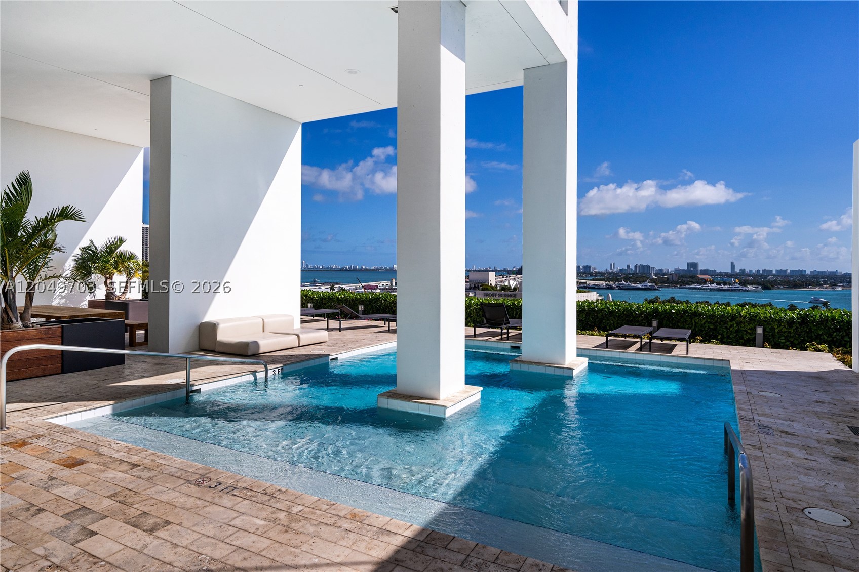 1040 Biscayne Blvd #3802, Miami FL 33132