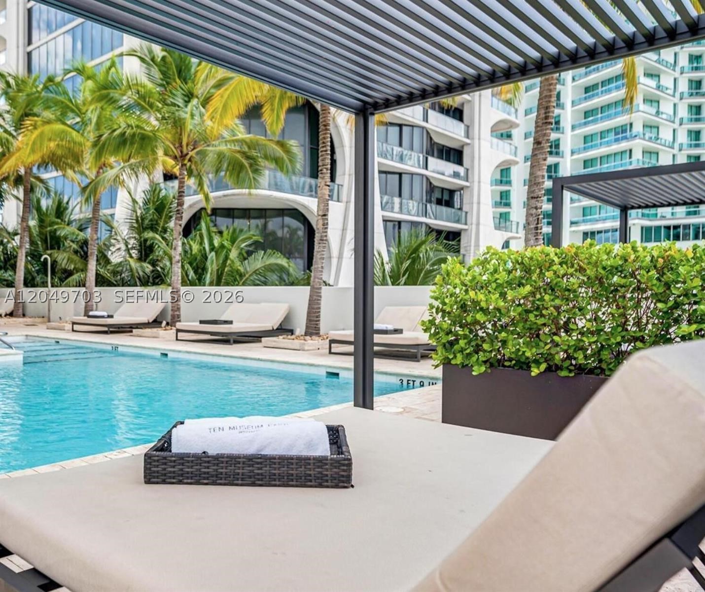 1040 Biscayne Blvd #3802, Miami FL 33132