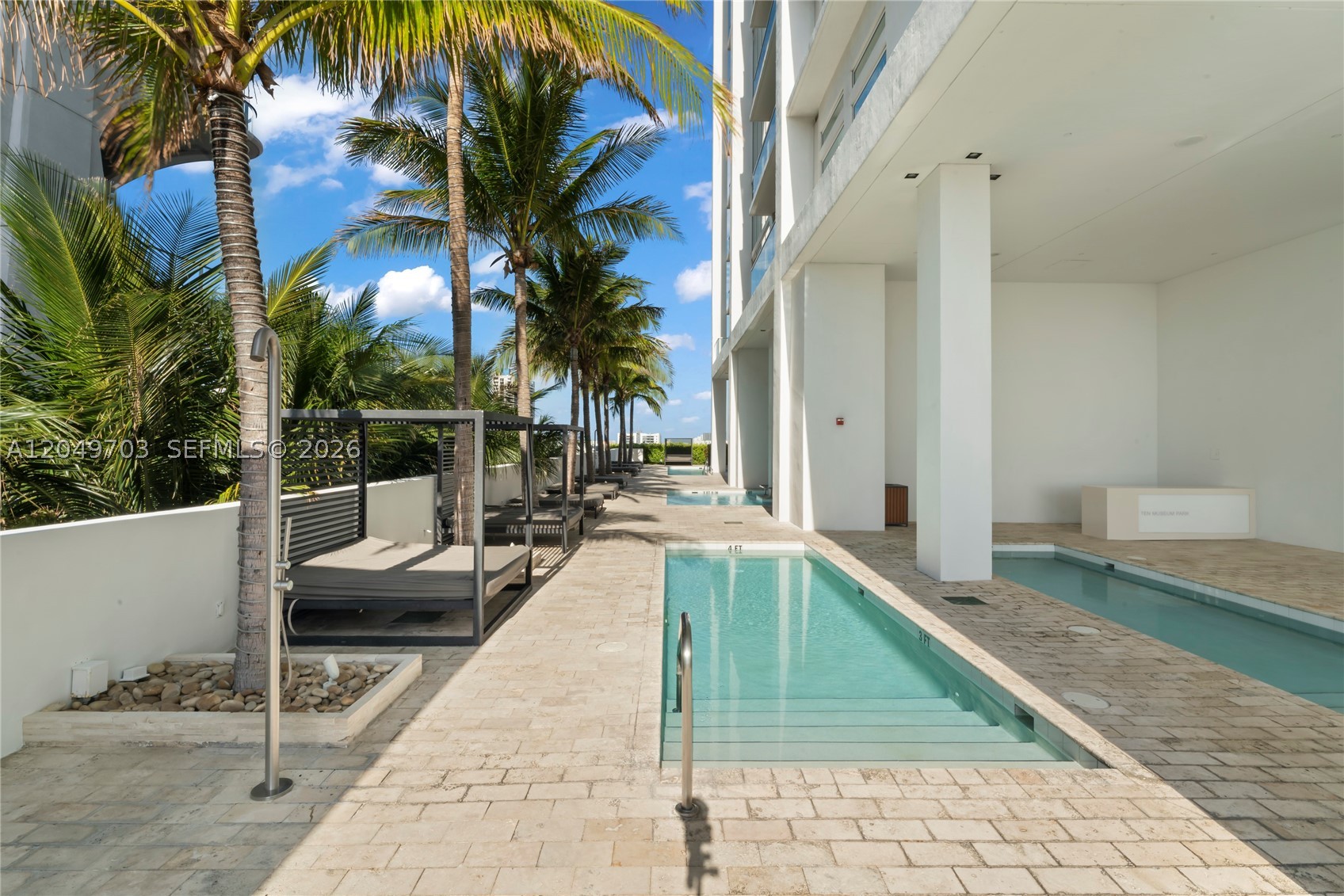 1040 Biscayne Blvd #3802, Miami FL 33132