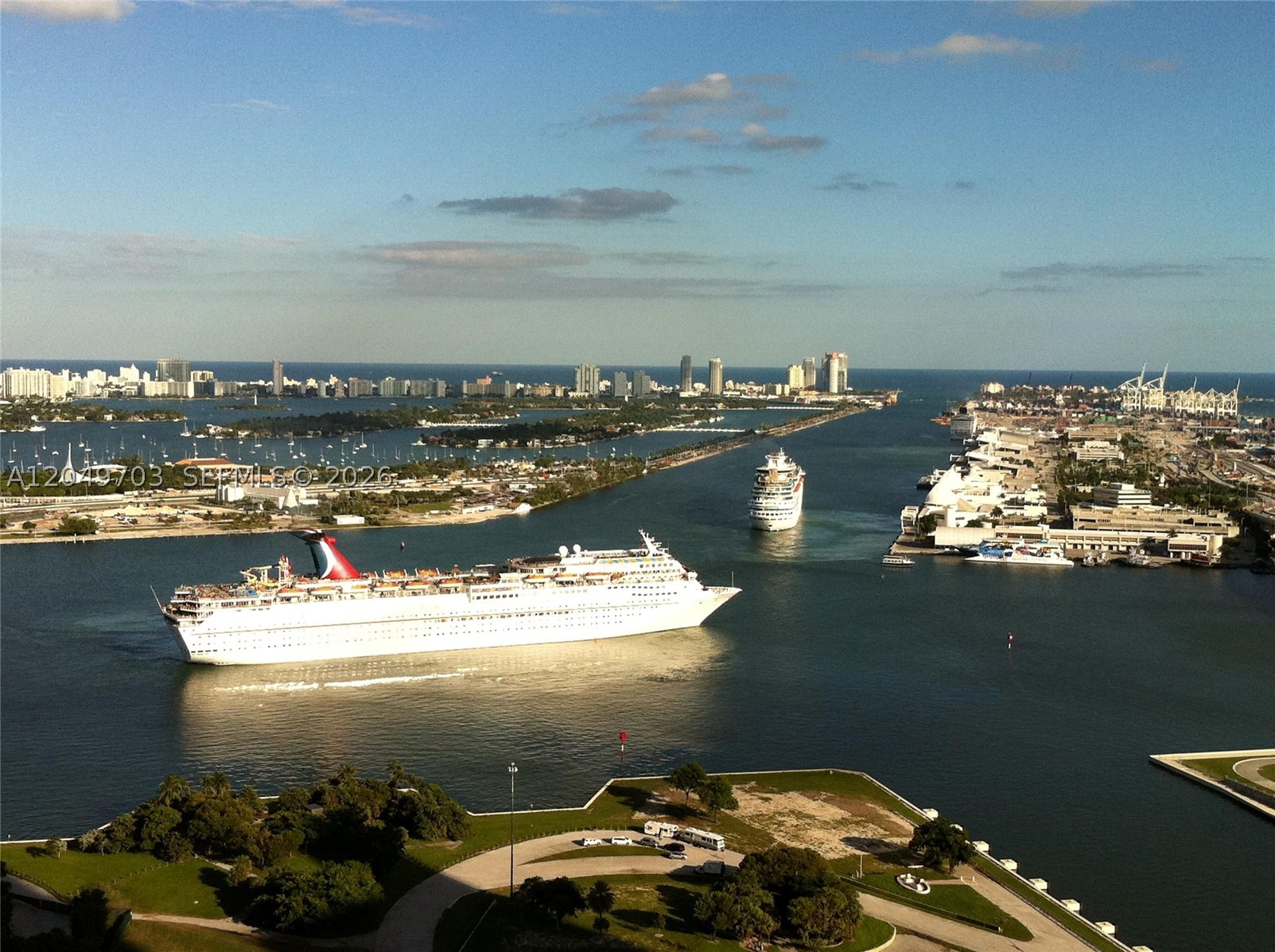 1040 Biscayne Blvd #3802, Miami FL 33132