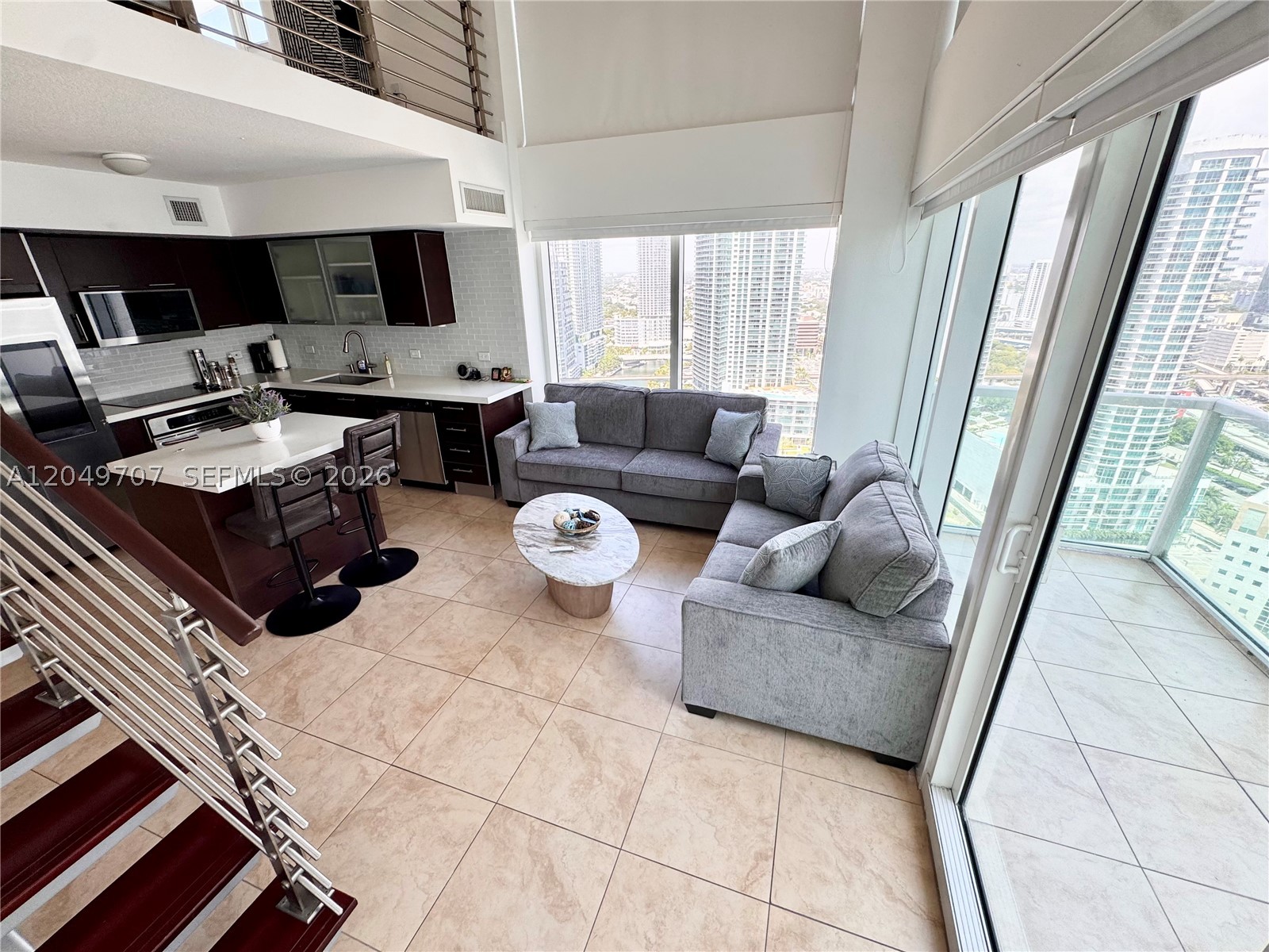 41 SE 5th St #1917, Miami FL 33131