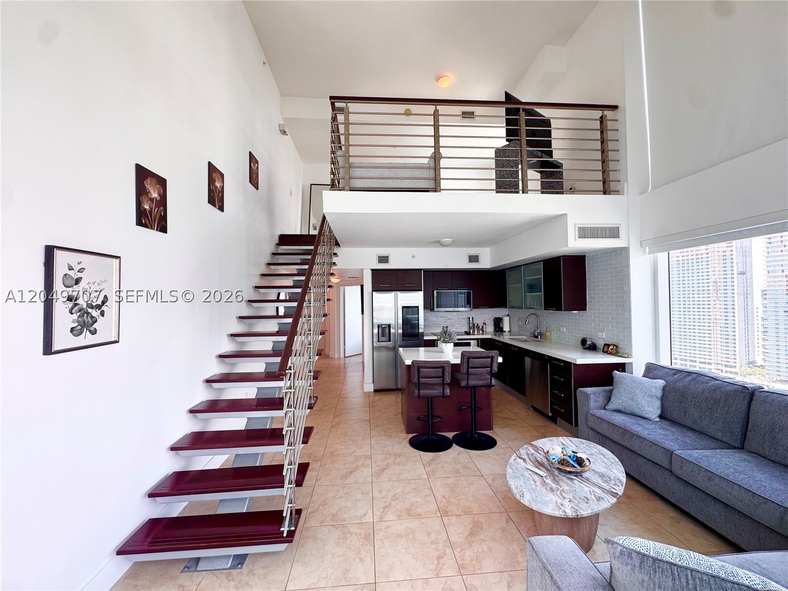 41 SE 5th St #1917, Miami FL 33131